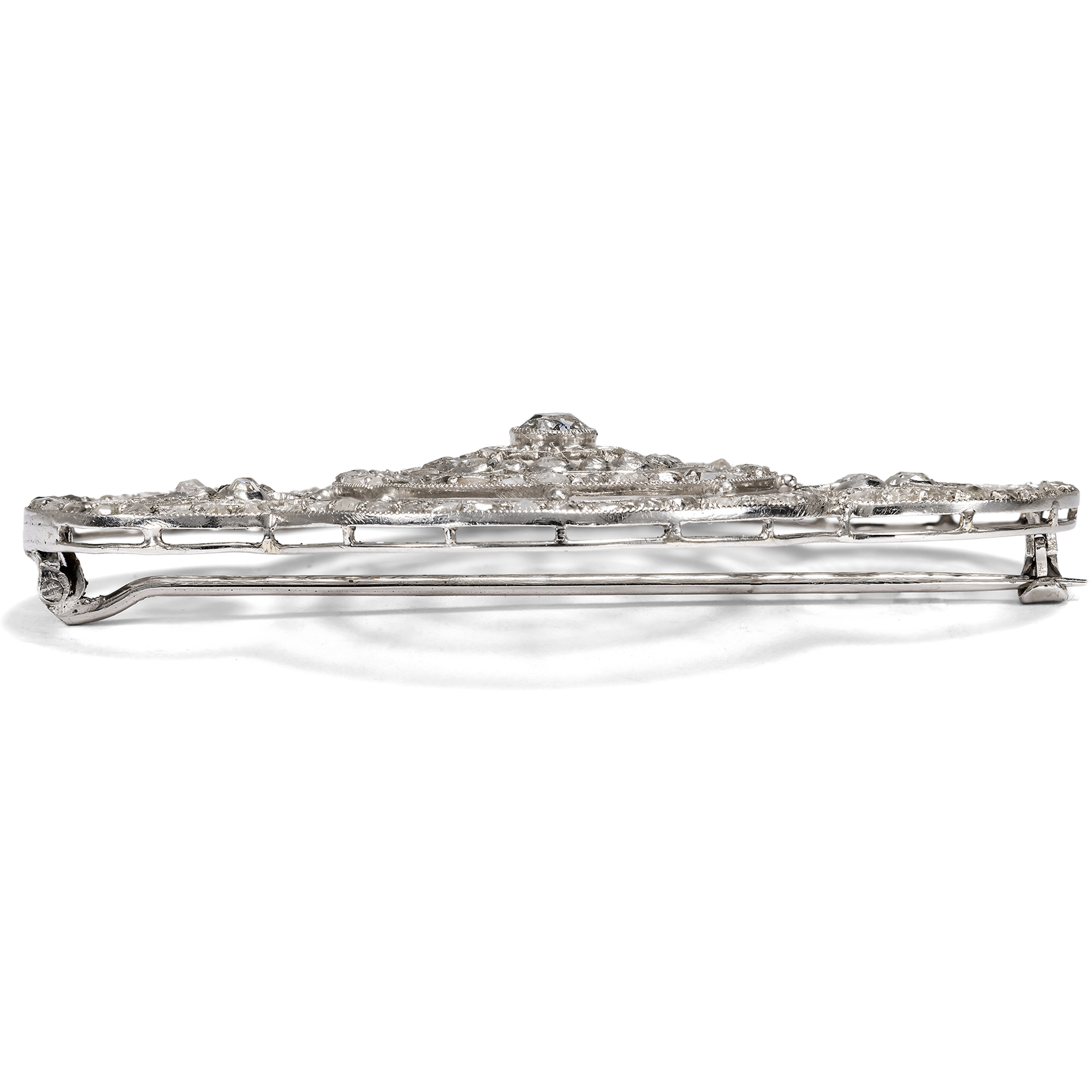 Fine Diamond and Platinum Brooch by Lacloche Frères, Paris, c. 1915 Fine Diamond and Platinum Brooch by Lacloche Frères, Paris, c. 1915