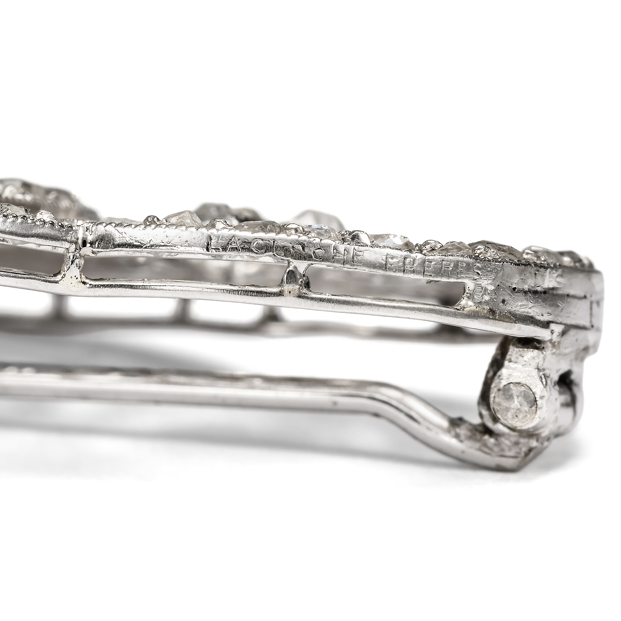 Fine Diamond and Platinum Brooch by Lacloche Frères, Paris, c. 1915 Fine Diamond and Platinum Brooch by Lacloche Frères, Paris, c. 1915