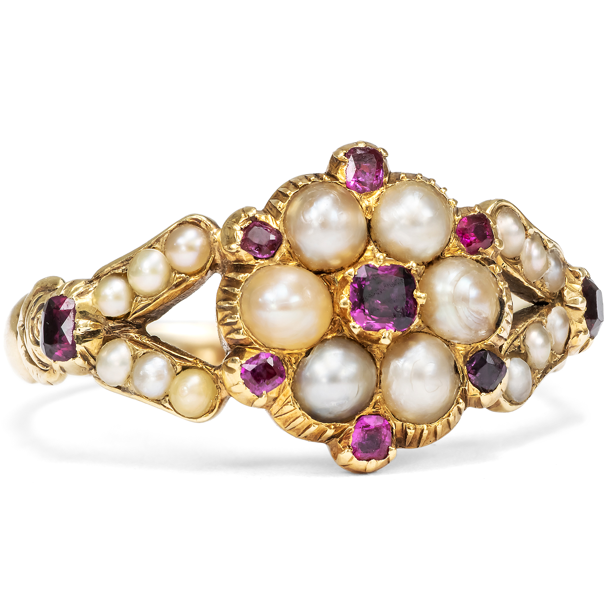 Antique Daisy Ring with Rubies and Pearls in Gold, c. 1840 Antique Daisy Ring with Rubies and Pearls in Gold, c. 1840