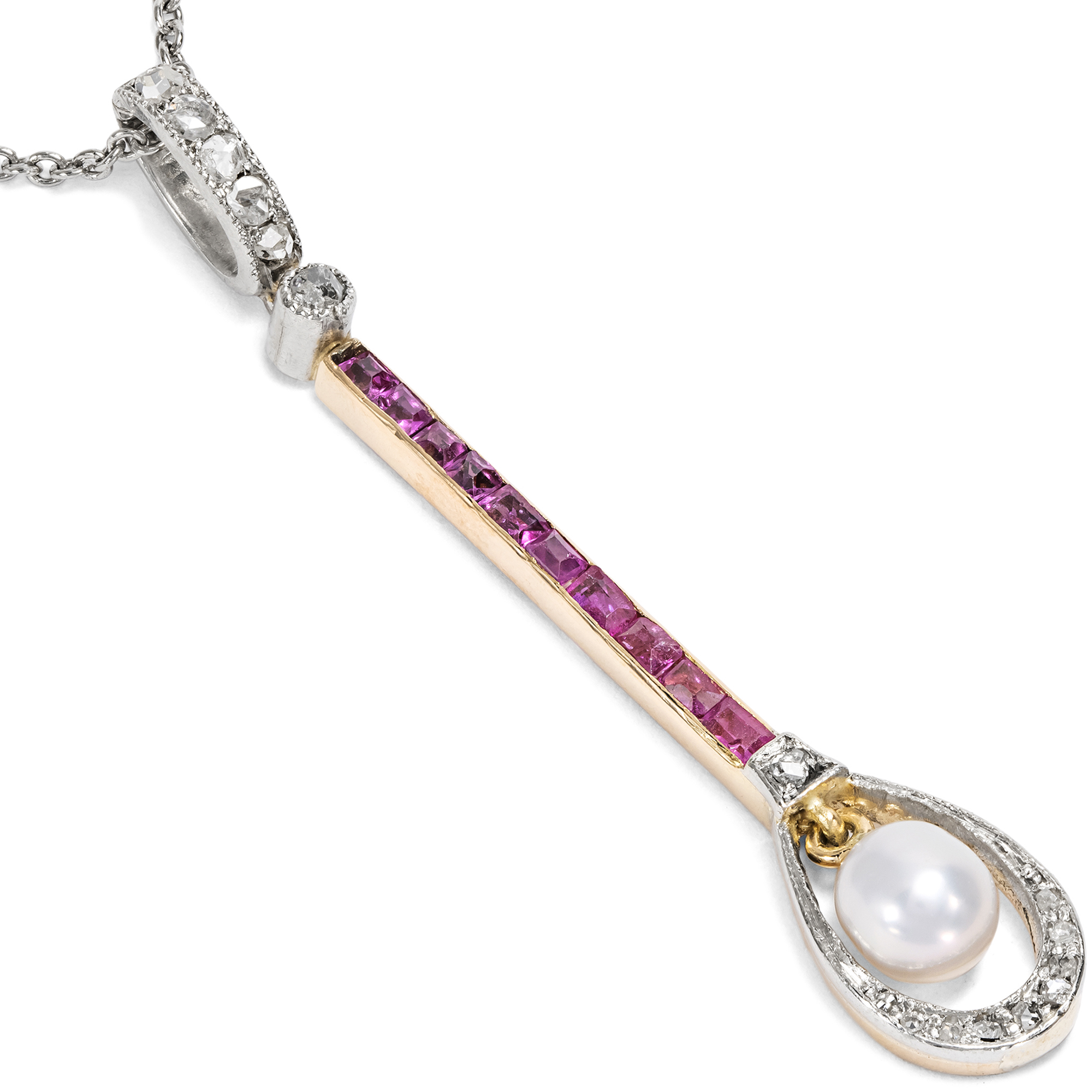 Edler Anhänger mit Rubinen, Diamanten & Naturperle in Platin & Gold, um 1910 Edler Anhänger mit Rubinen, Diamanten & Naturperle in Platin & Gold, um 1910