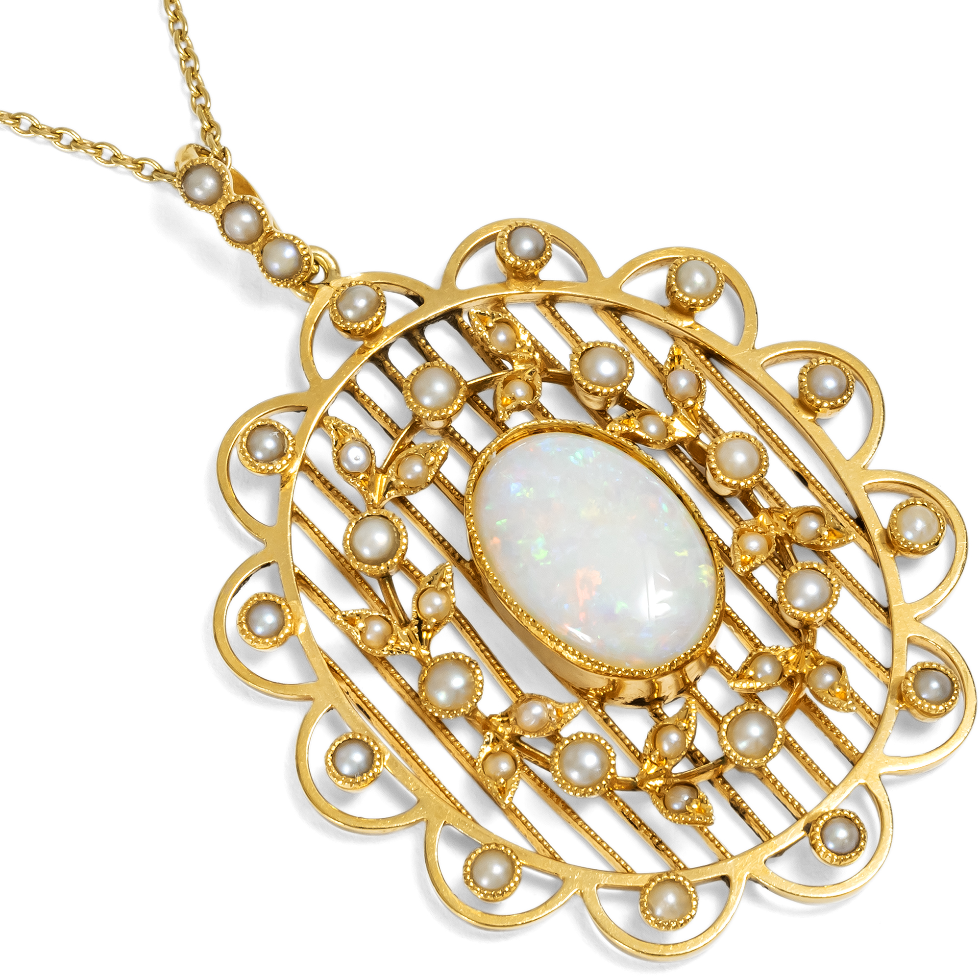 Antiker Anhänger mit australischem Opal & Perlen in Gold, um 1900 Antiker Anhänger mit australischem Opal & Perlen in Gold, um 1900