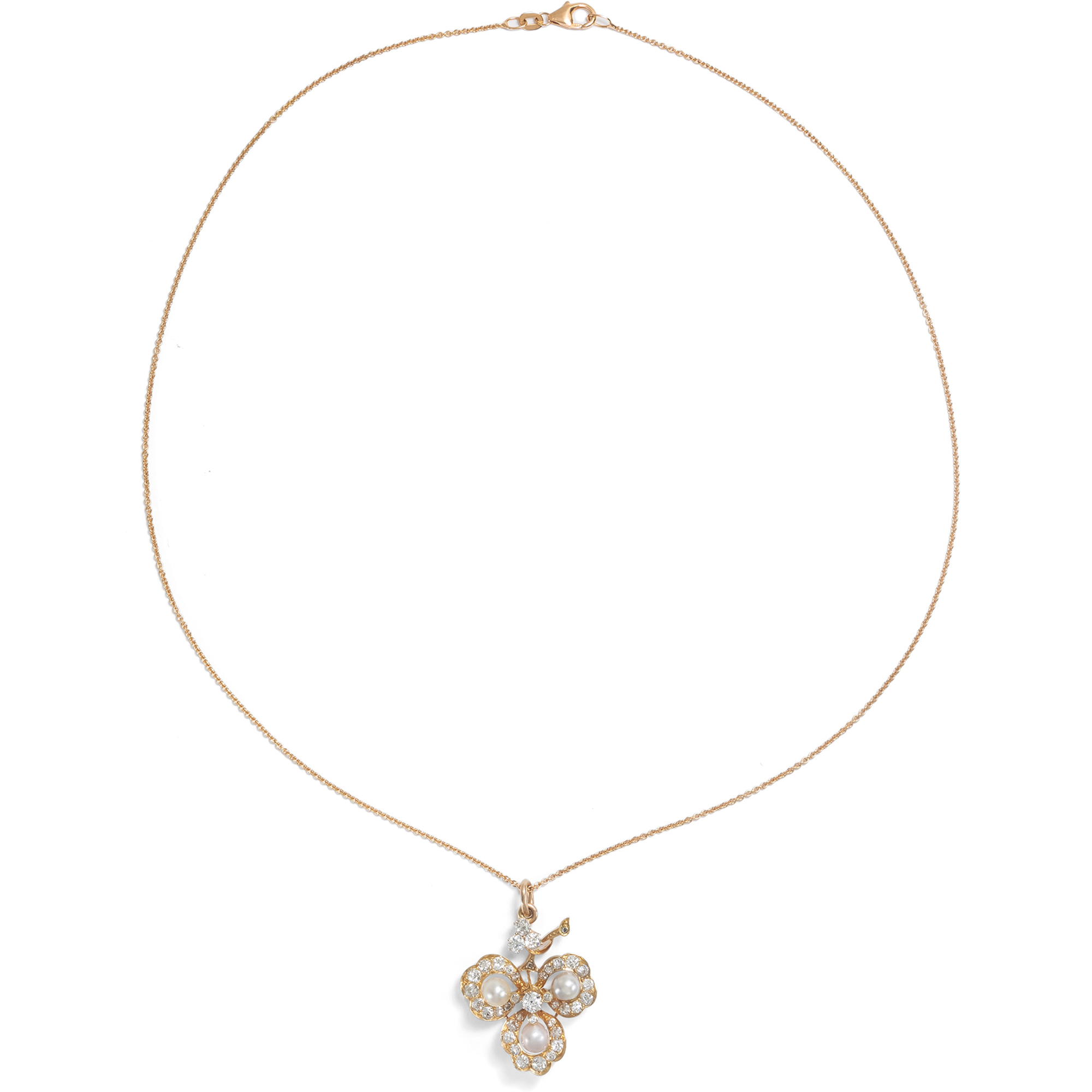 Antikes Kleeblatt mit Naturperlen & Diamanten als Anhänger, um 1890 & später Antikes Kleeblatt mit Naturperlen & Diamanten als Anhänger, um 1890 & später