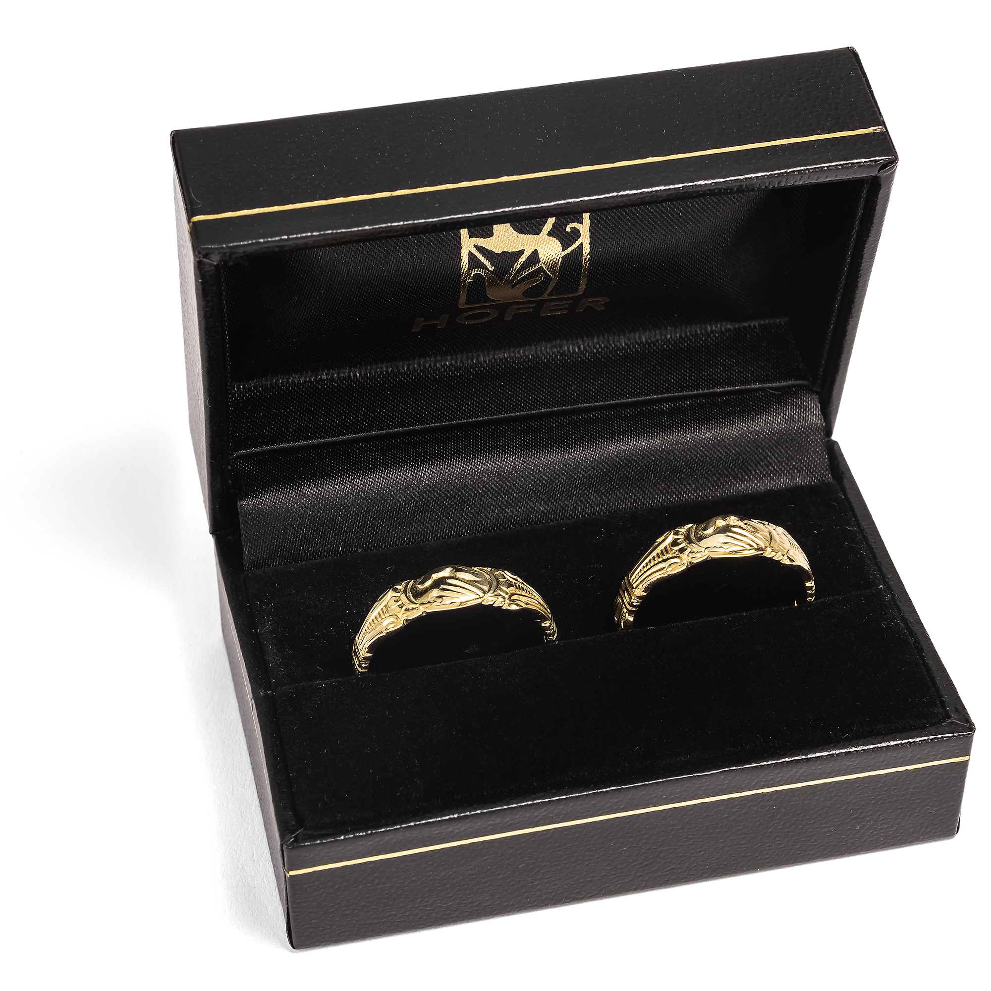 Ein Paar romantischer Eheringe aus hochkarätigem Gelbgold aus unserer Werkstatt Ein Paar romantischer Eheringe aus hochkarätigem Gelbgold aus unserer Werkstatt