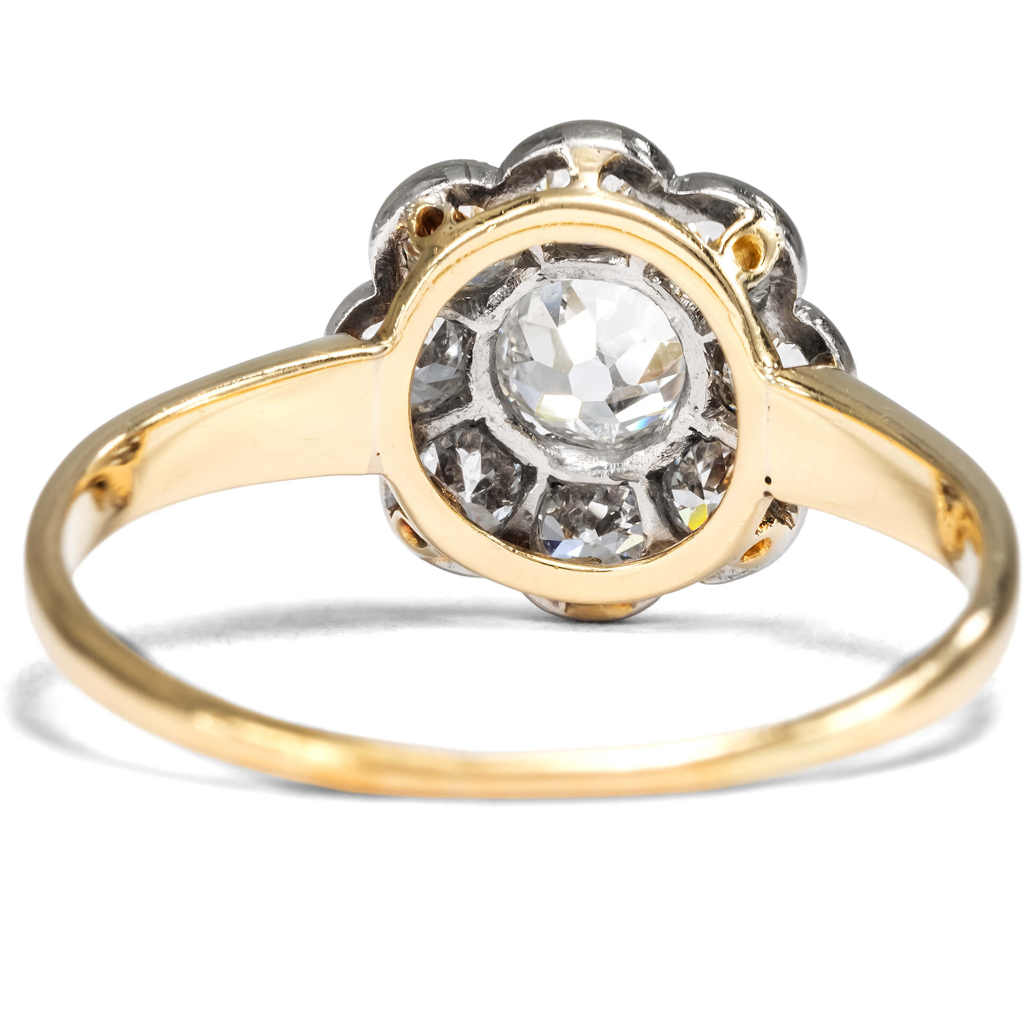 Feiner „Daisy“-Ring mit Diamanten im Altschliff in Gold & Platin, um 1900 Feiner „Daisy“-Ring mit Diamanten im Altschliff in Gold & Platin, um 1900