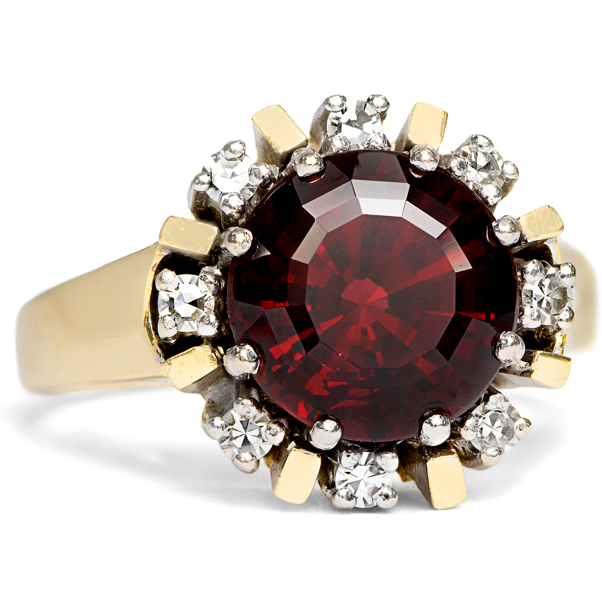 Vintage Gold Ring with Red Garnet & Diamonds, Germany c. 1970 Vintage Gold Ring with Red Garnet & Diamonds, Germany c. 1970