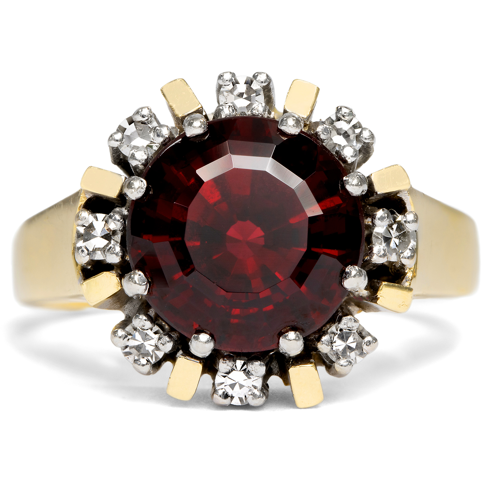 Vintage Gold Ring with Red Garnet & Diamonds, Germany c. 1970 Vintage Gold Ring with Red Garnet & Diamonds, Germany c. 1970