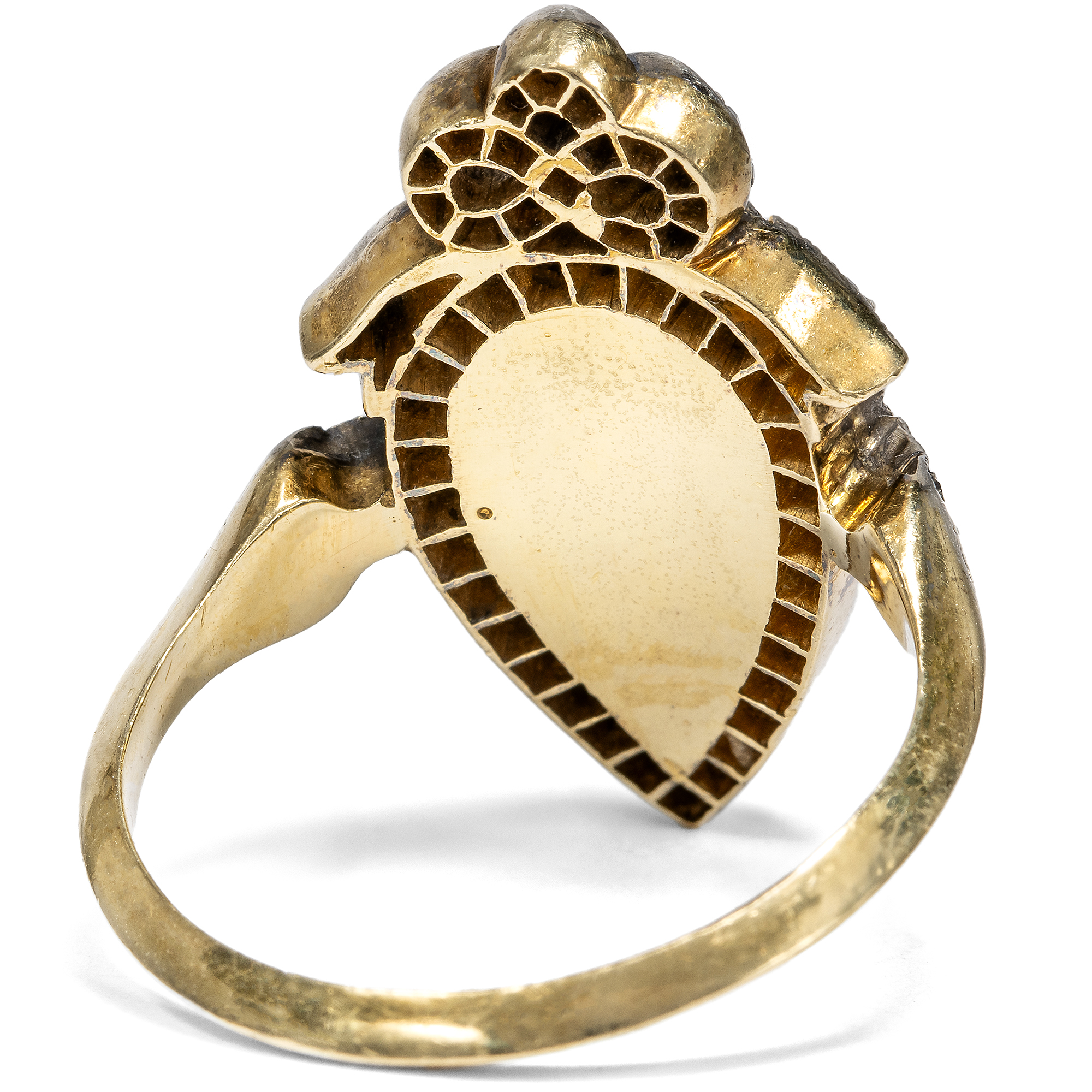 Moderner Ring in viktorianischen Formen mit Opal & Diamanten, um 2010 Moderner Ring in viktorianischen Formen mit Opal & Diamanten, um 2010