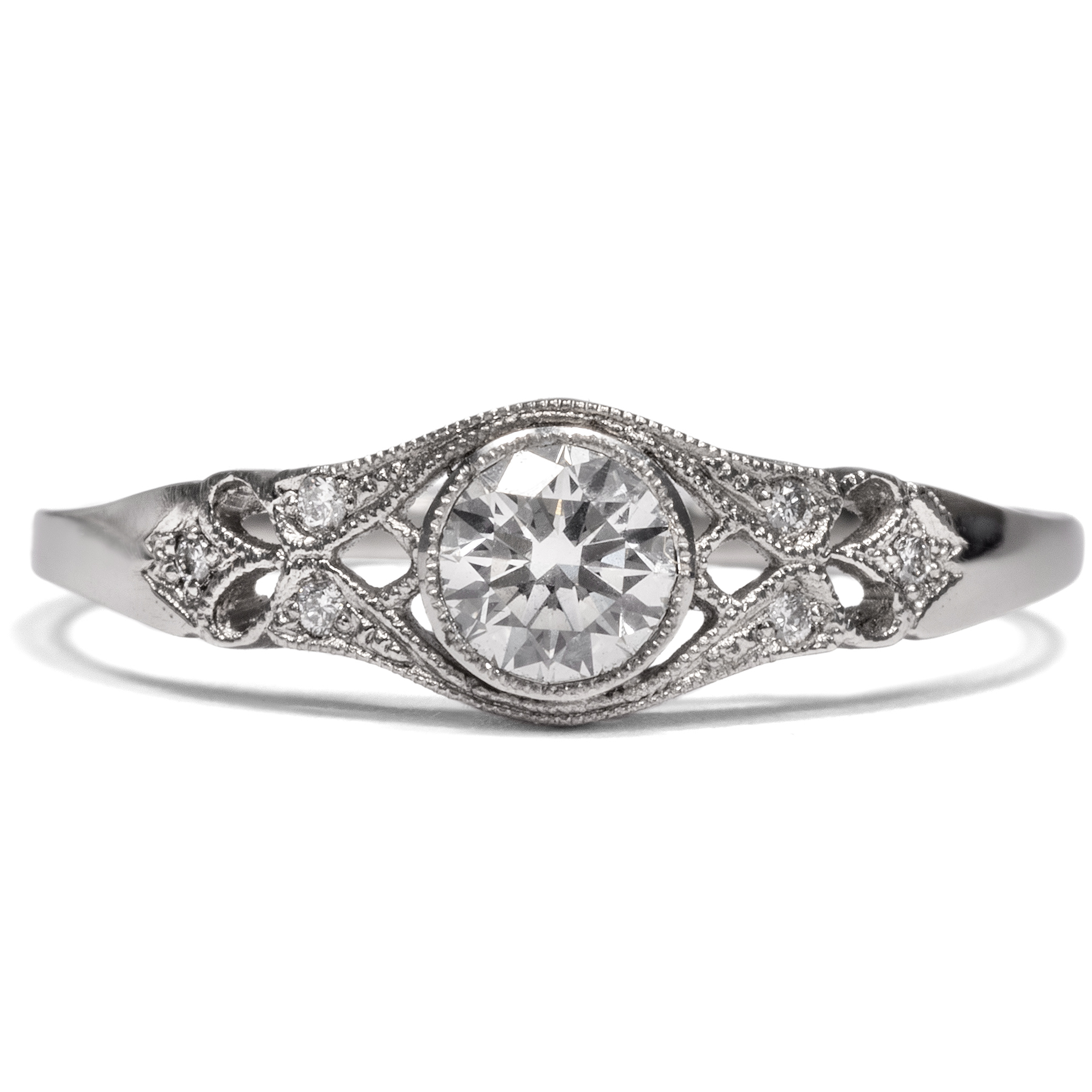 Ungetragener Platinring mit lupenreinem 0,30 ct GIA Brillant aus unserer Werkstatt Ungetragener Platinring mit lupenreinem 0,30 ct GIA Brillant aus unserer Werkstatt