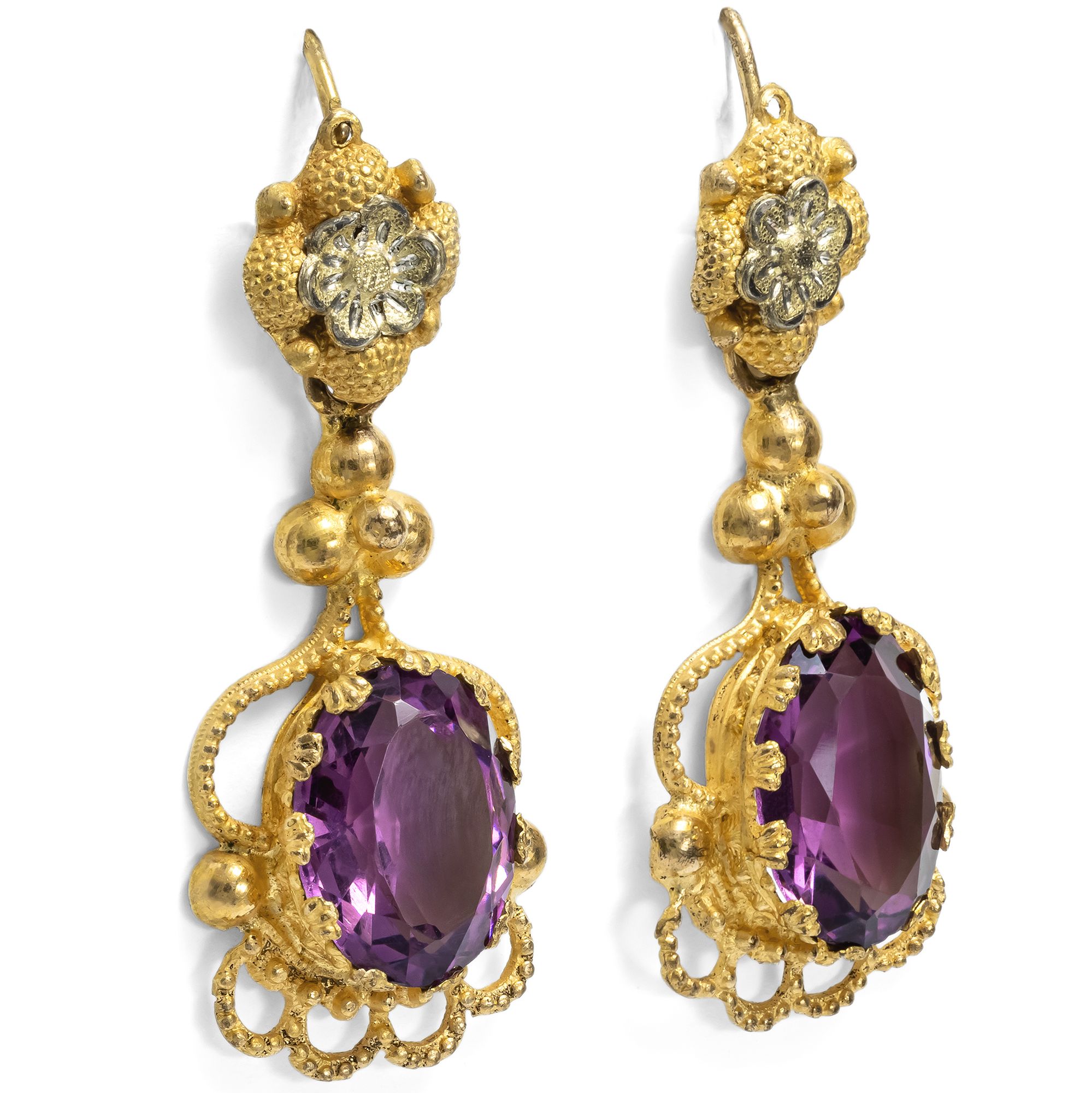 Prachtvolle Demi-Parure aus Collier und Tag-und-Nacht-Ohrringen, um 1830 Prachtvolle Demi-Parure aus Collier und Tag-und-Nacht-Ohrringen, um 1830