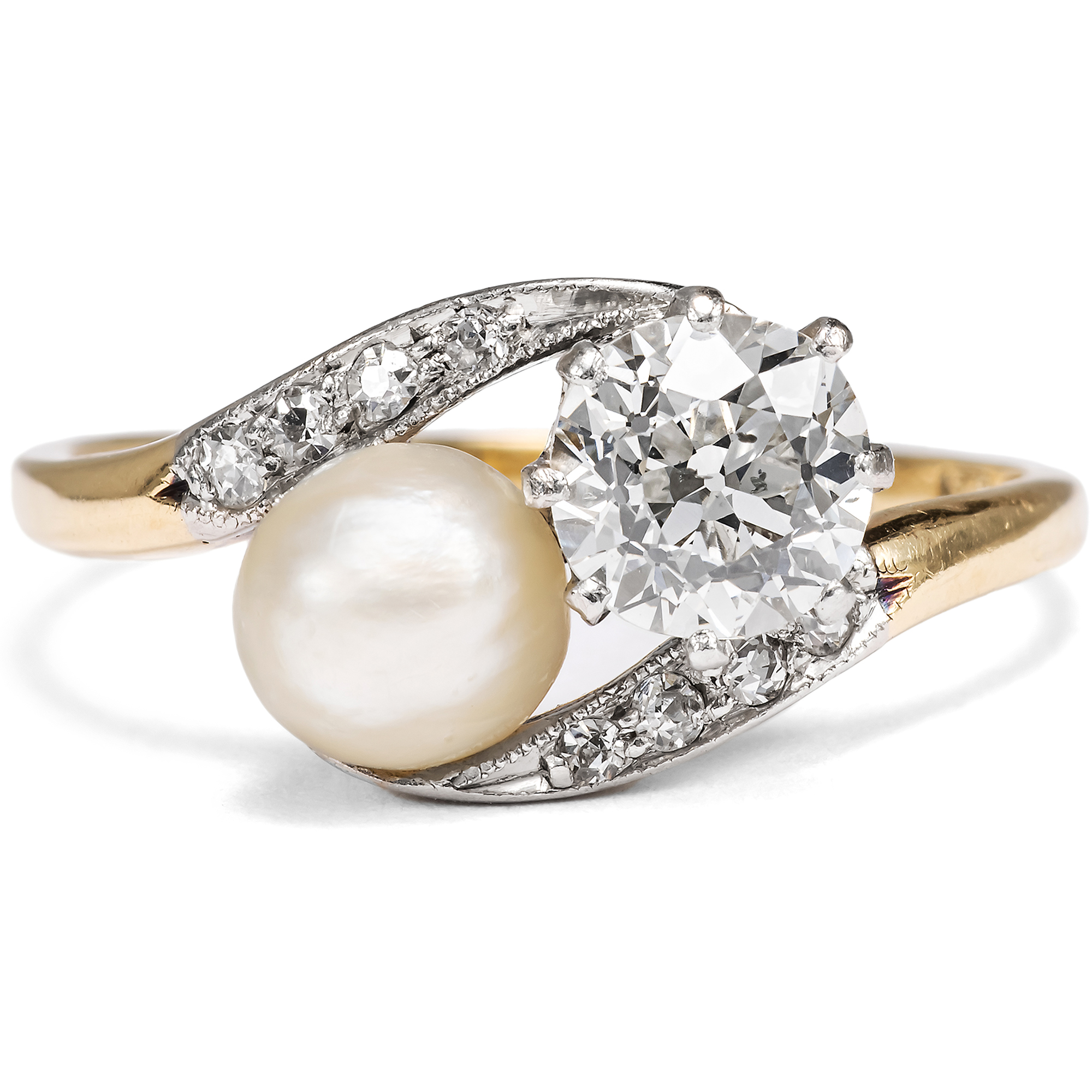 Zarter „Toi-et-Moi“-Ring mit Naturperle & Diamanten, um 1915 Zarter „Toi-et-Moi“-Ring mit Naturperle & Diamanten, um 1915