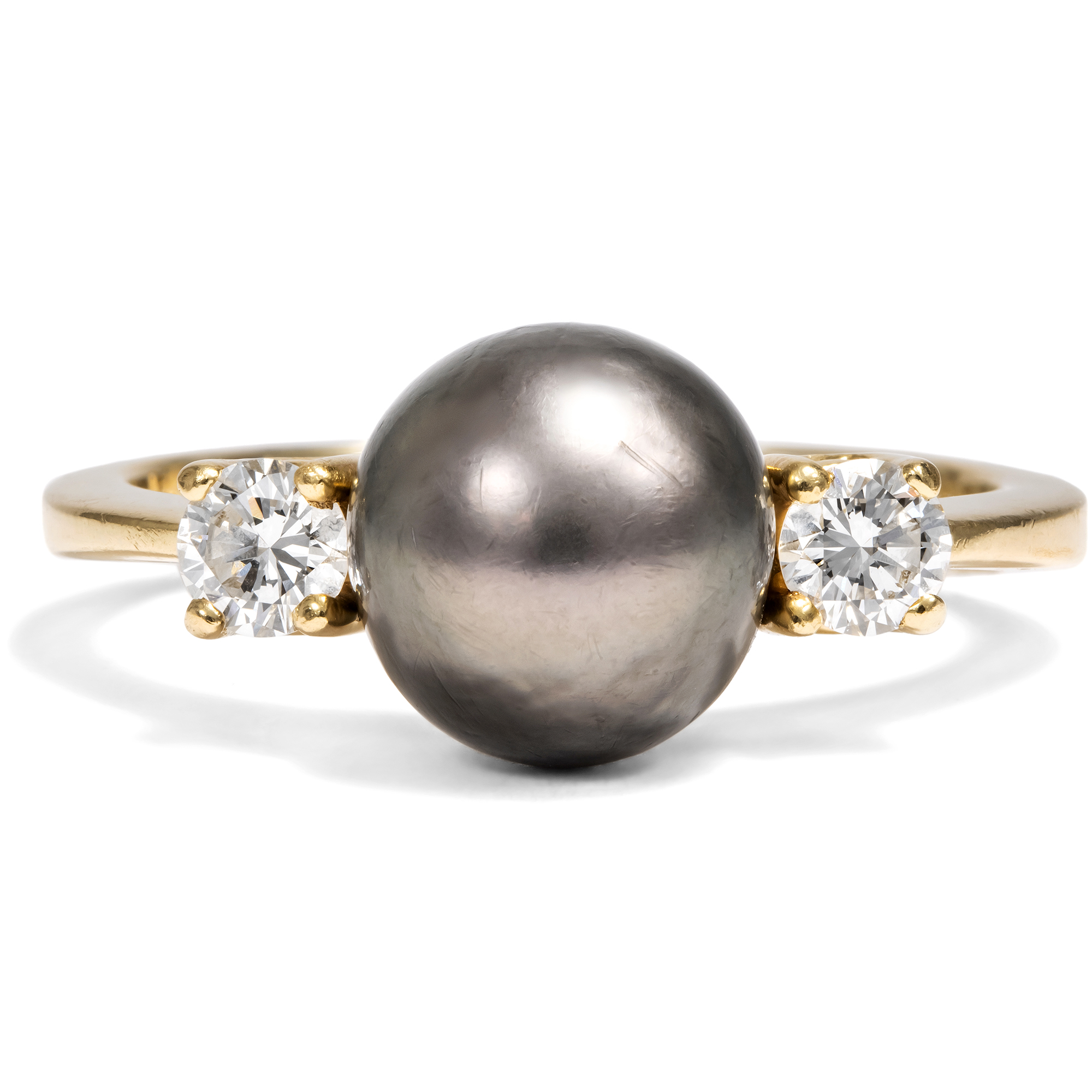 Fine Vintage Ring with Tahitian Pearl & Diamonds in Gold, c. 2000 Fine Vintage Ring with Tahitian Pearl & Diamonds in Gold, c. 2000