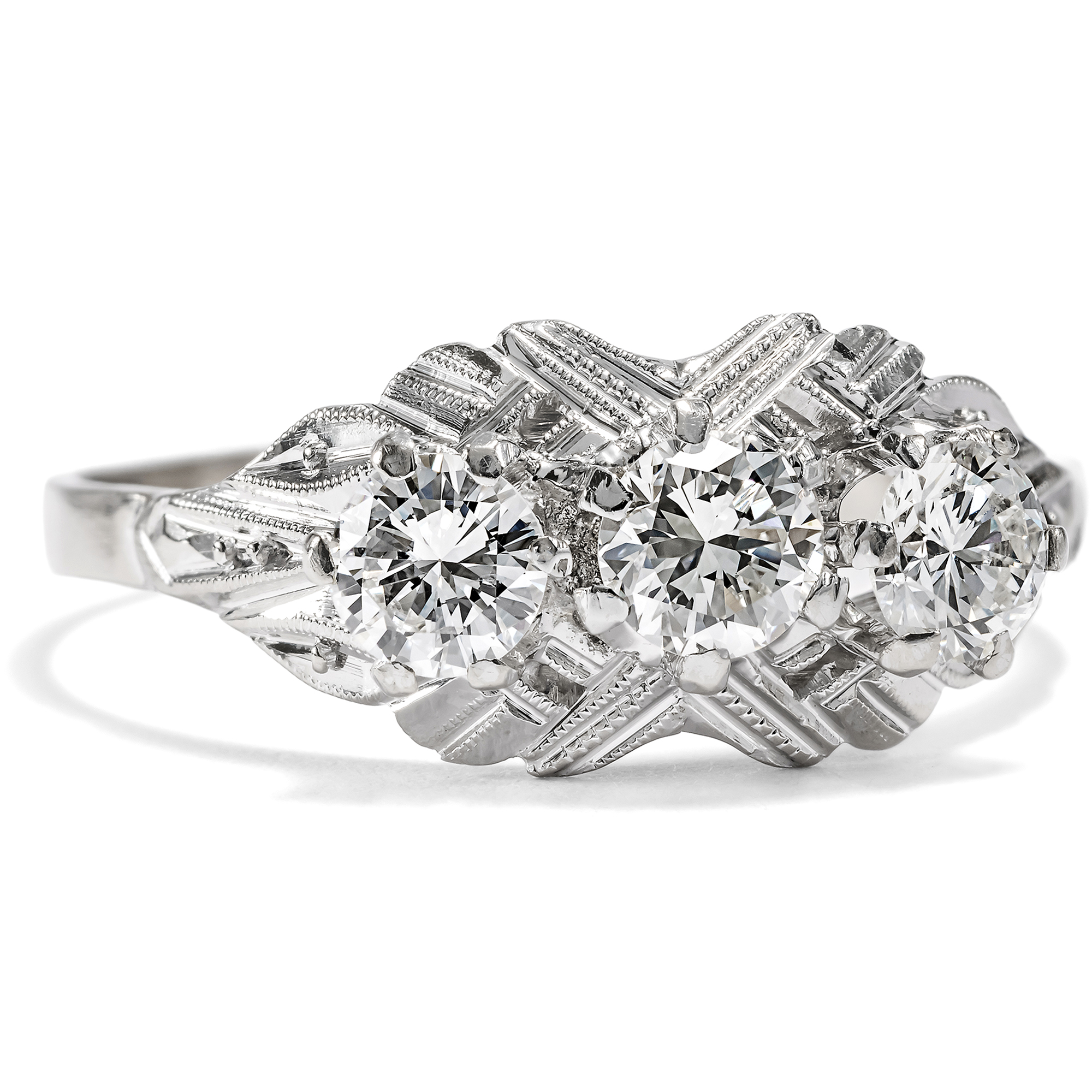 Eleganter Vintage Ring mit Diamanten in Weißgold, um 1955 Eleganter Vintage Ring mit Diamanten in Weißgold, um 1955