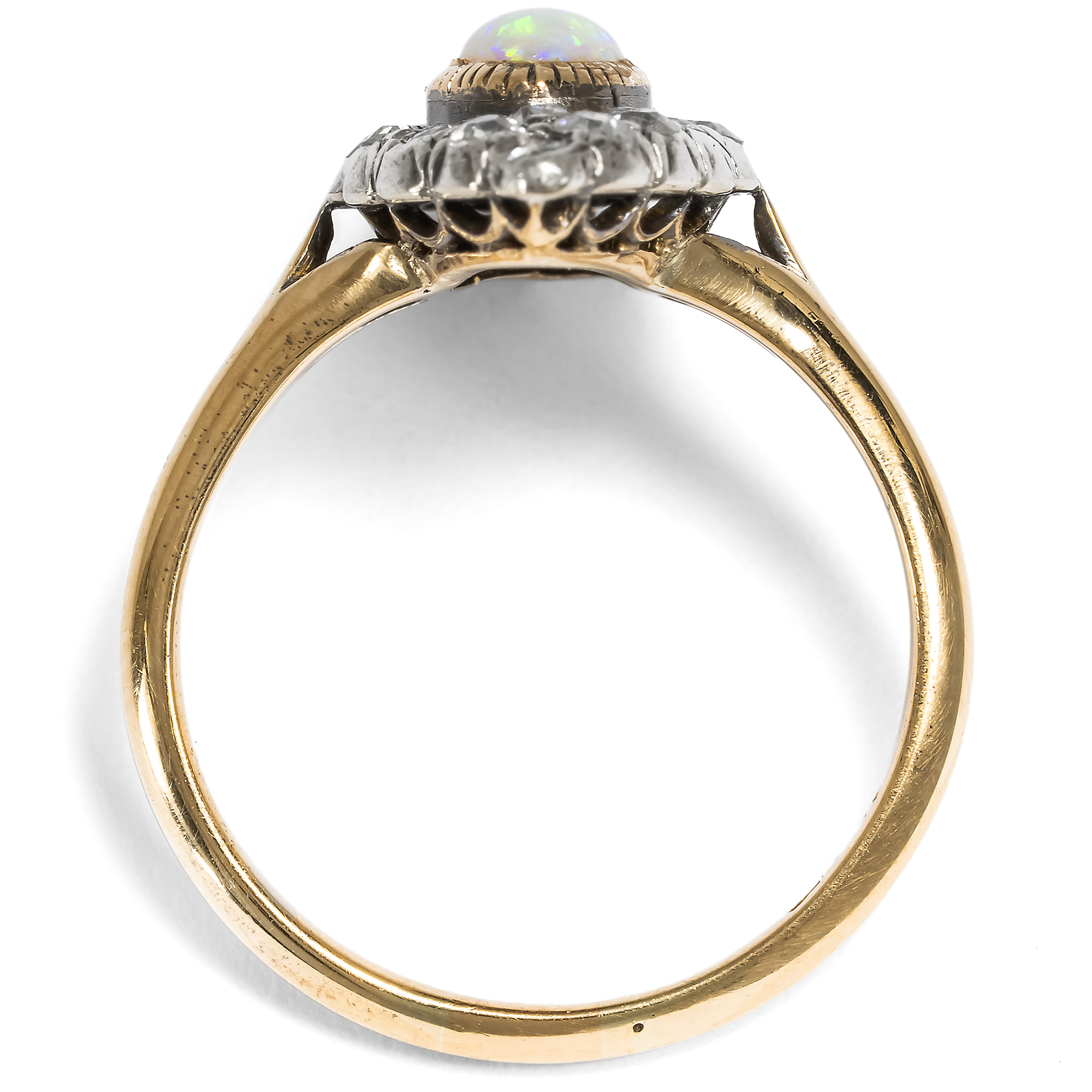 Antiker Marquise-Ring mit Opal & Diamanten, Großbritannien um 1895 Antiker Marquise-Ring mit Opal & Diamanten, Großbritannien um 1895