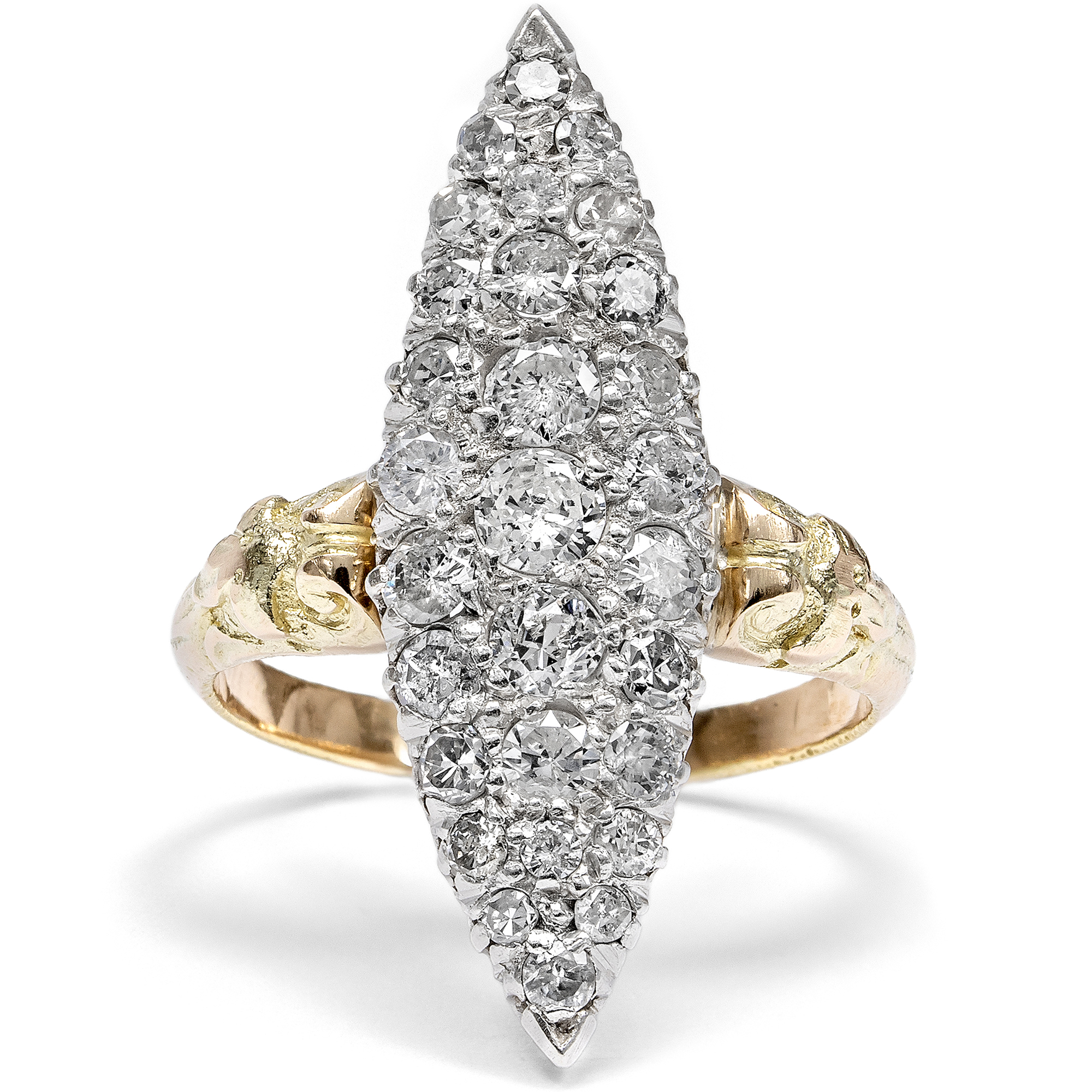 Antiker Schiffchenring mit Diamanten in unterschiedlichen Schliffen, um 1930 Antiker Schiffchenring mit Diamanten in unterschiedlichen Schliffen, um 1930