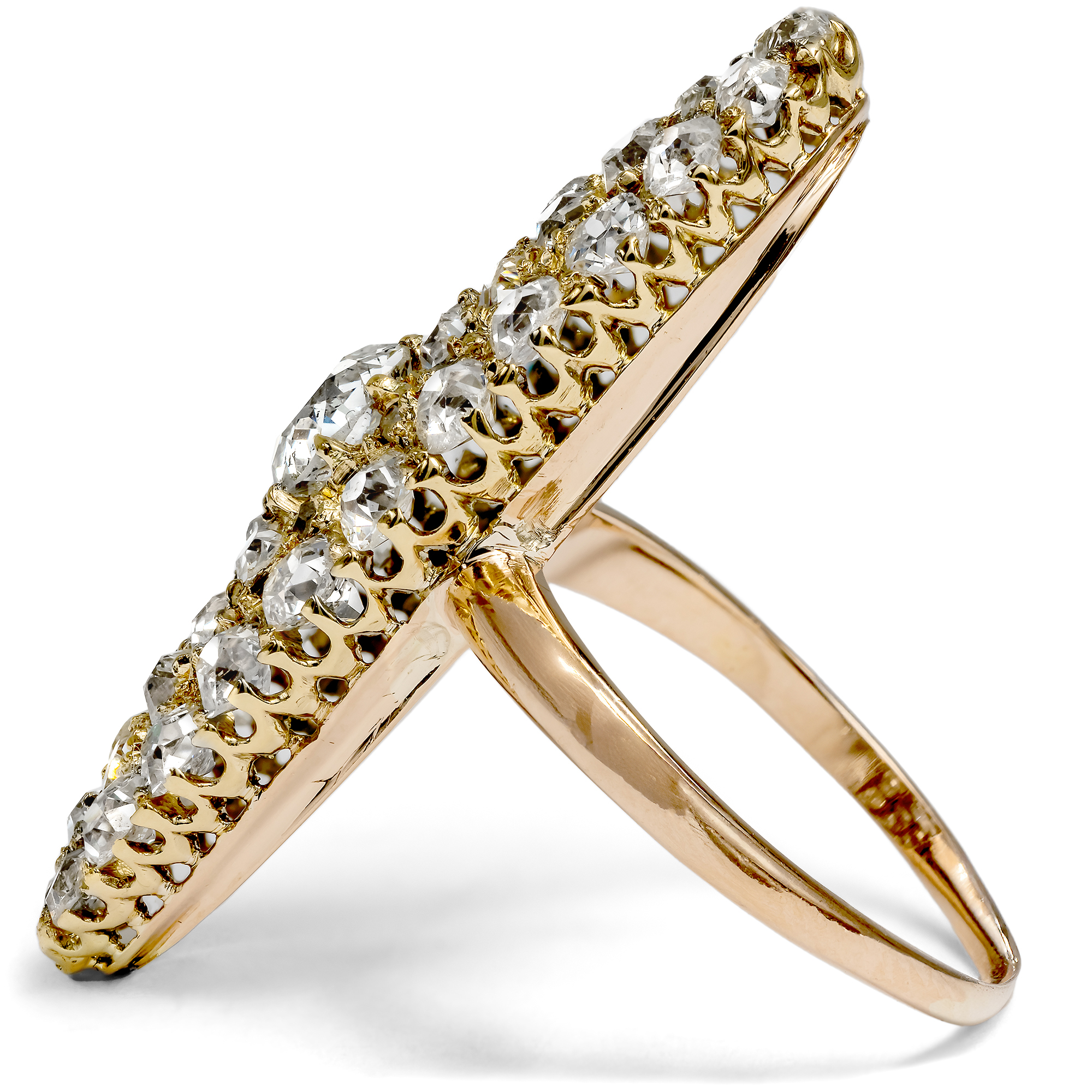 Großer Schiffchenring der Belle Époque mit 3,07 ct Altschliff-Diamanten, um 1890 Großer Schiffchenring der Belle Époque mit 3,07 ct Altschliff-Diamanten, um 1890