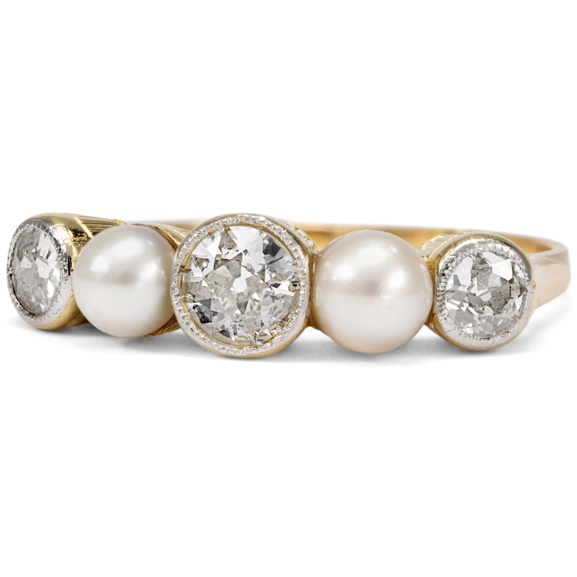 Antiker Ring mit Perlen und Diamanten in Platin auf Gold, um 1900 Antiker Ring mit Perlen und Diamanten in Platin auf Gold, um 1900