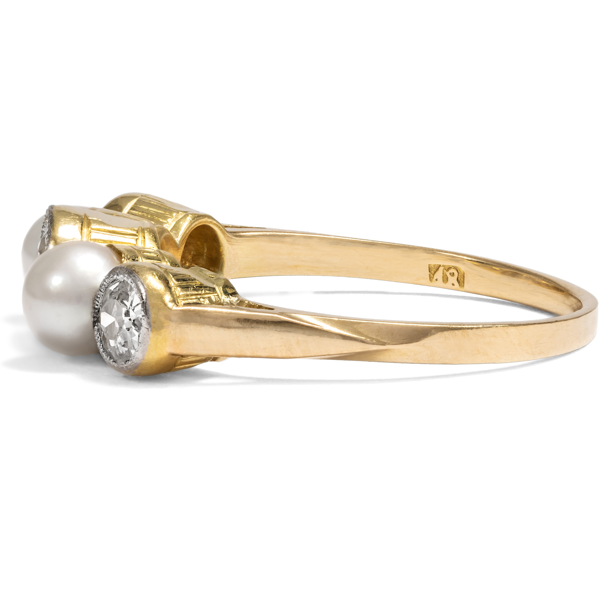 Antiker Ring mit Perlen und Diamanten in Platin auf Gold, um 1900 Antiker Ring mit Perlen und Diamanten in Platin auf Gold, um 1900