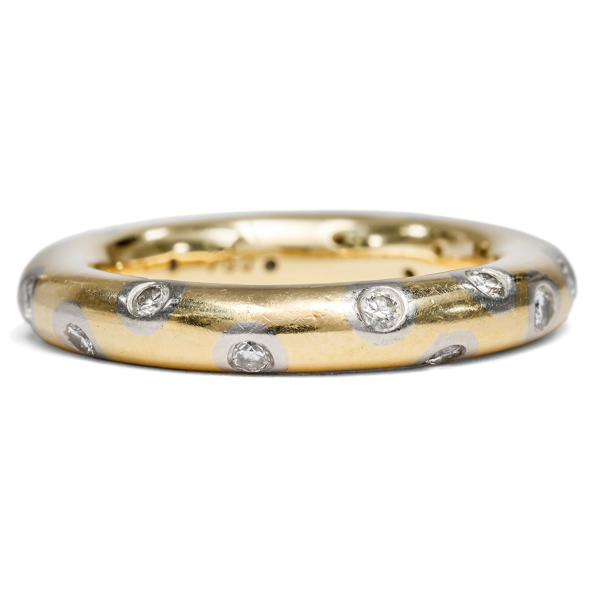 Massiver Ring aus zweifarbigem Gold mit Brillanten, Deutschland um 2000 Massiver Ring aus zweifarbigem Gold mit Brillanten, Deutschland um 2000