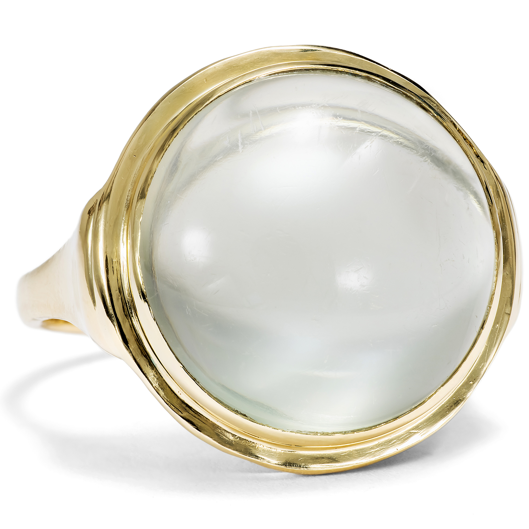 Eleganter vintage Ring mit Mondstein in Gold, um 1970 Eleganter vintage Ring mit Mondstein in Gold, um 1970