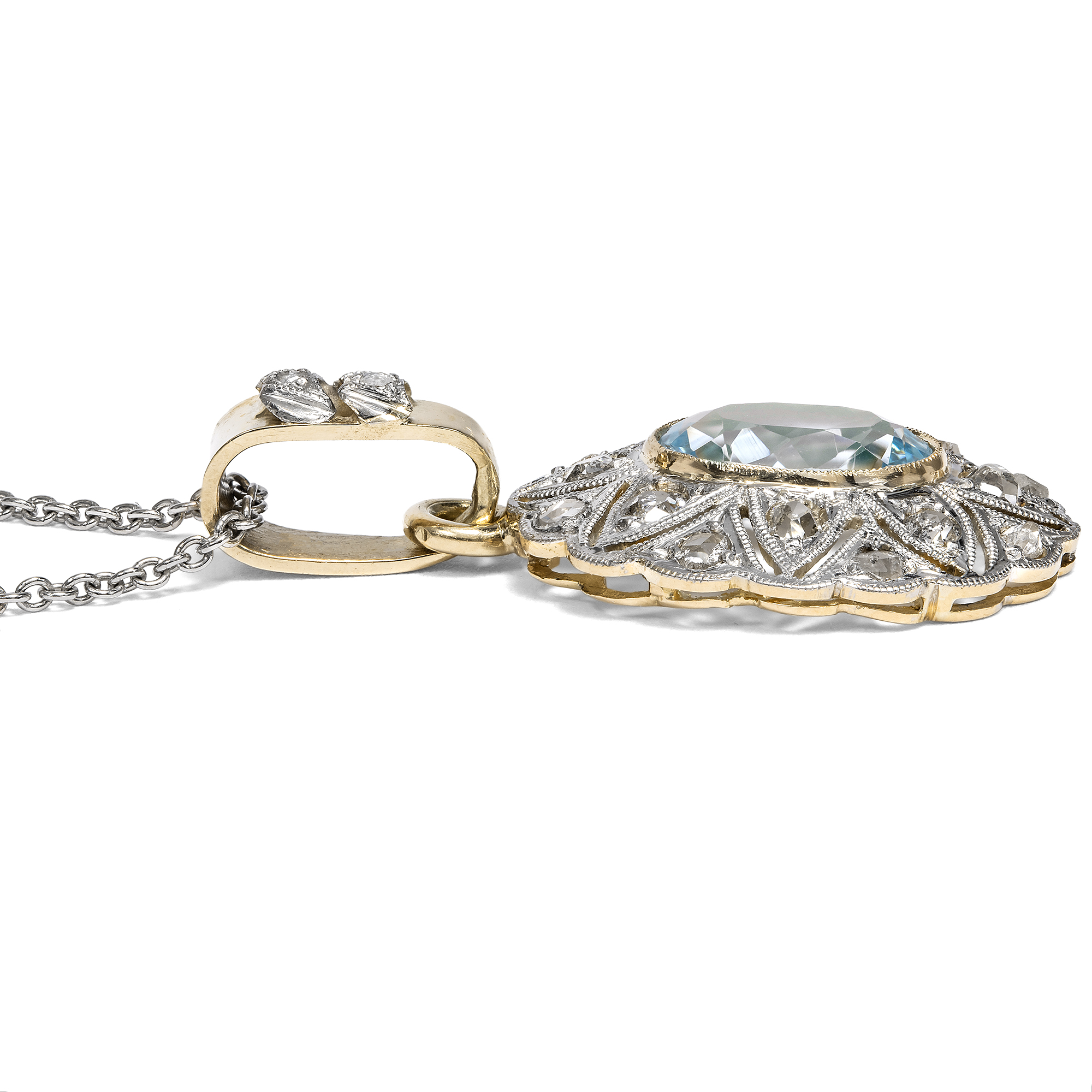 Leuchtender Anhänger mit Aquamarin & Diamanten in Platin, um 1930 & später Leuchtender Anhänger mit Aquamarin & Diamanten in Platin, um 1930 & später