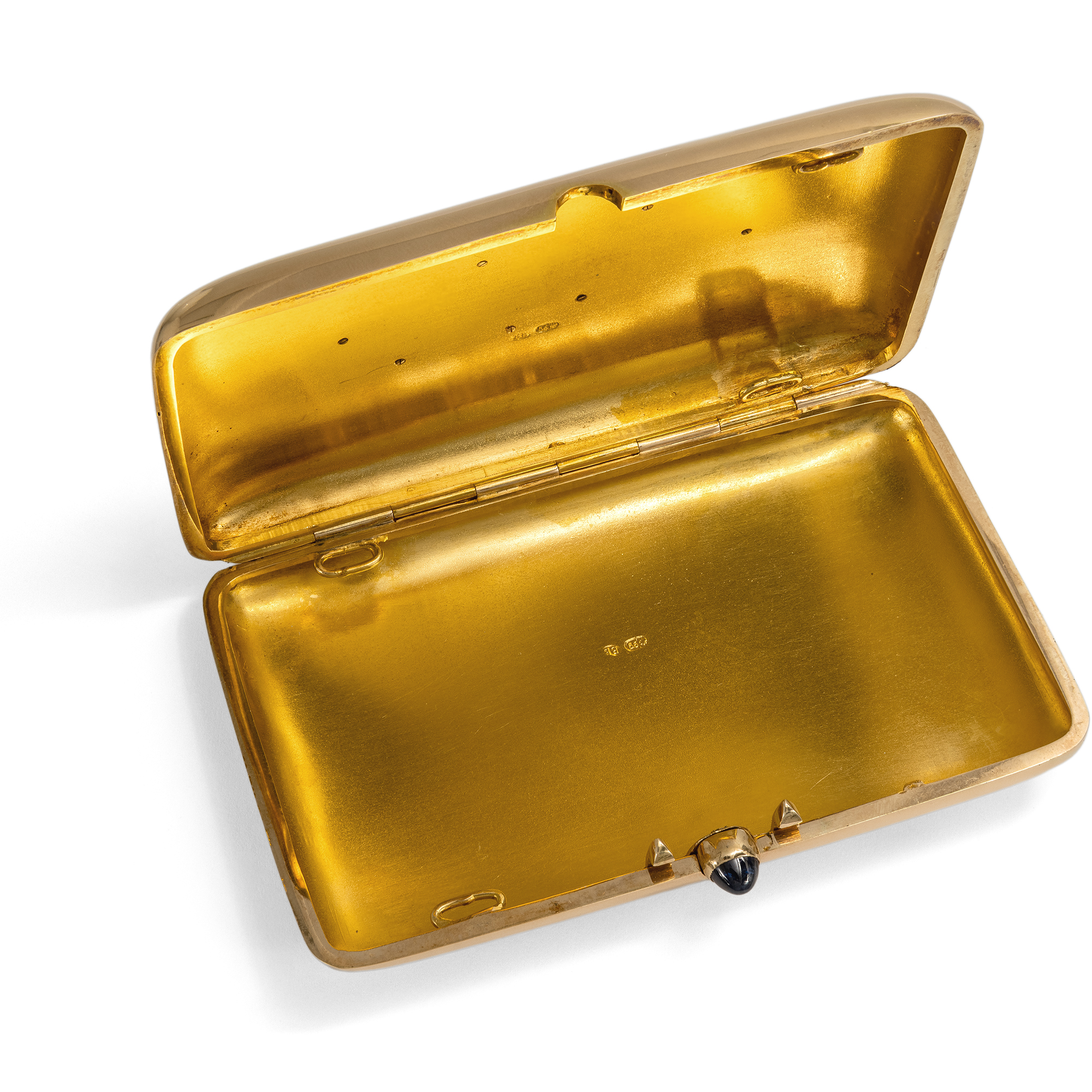 Kostbares Zigarettenetui aus Gold mit Initialen „G.S.“, St. Petersburg um 1890 Kostbares Zigarettenetui aus Gold mit Initialen „G.S.“, St. Petersburg um 1890