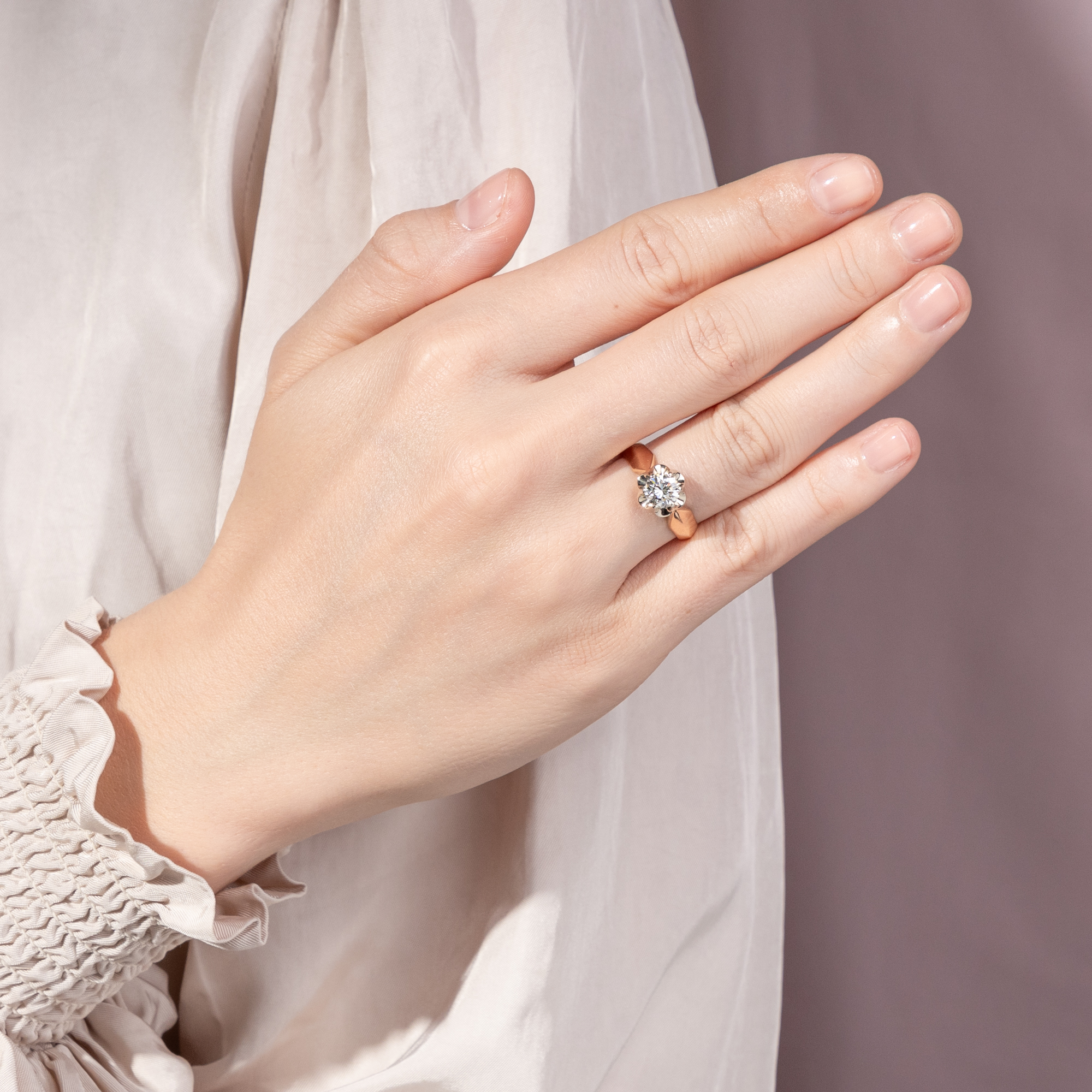 Kraftvoller Ring mit 0,92 ct Brillant in Weißgold & Roségold, Moskau 1976 Kraftvoller Ring mit 0,92 ct Brillant in Weißgold & Roségold, Moskau 1976