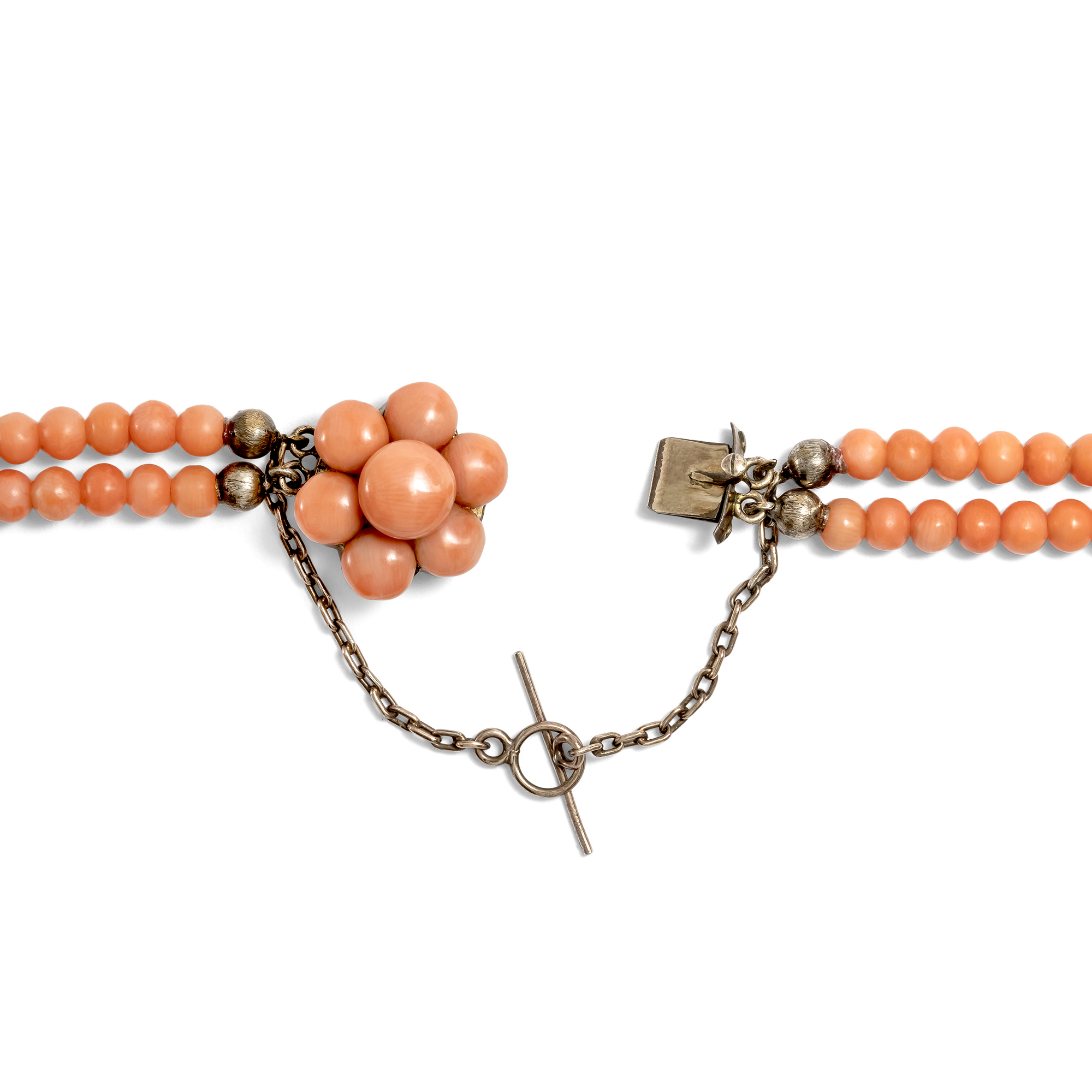 Langes Collier aus „Corallo Sciacca“ in zwei Reihen, Italien um 1900 Langes Collier aus „Corallo Sciacca“ in zwei Reihen, Italien um 1900