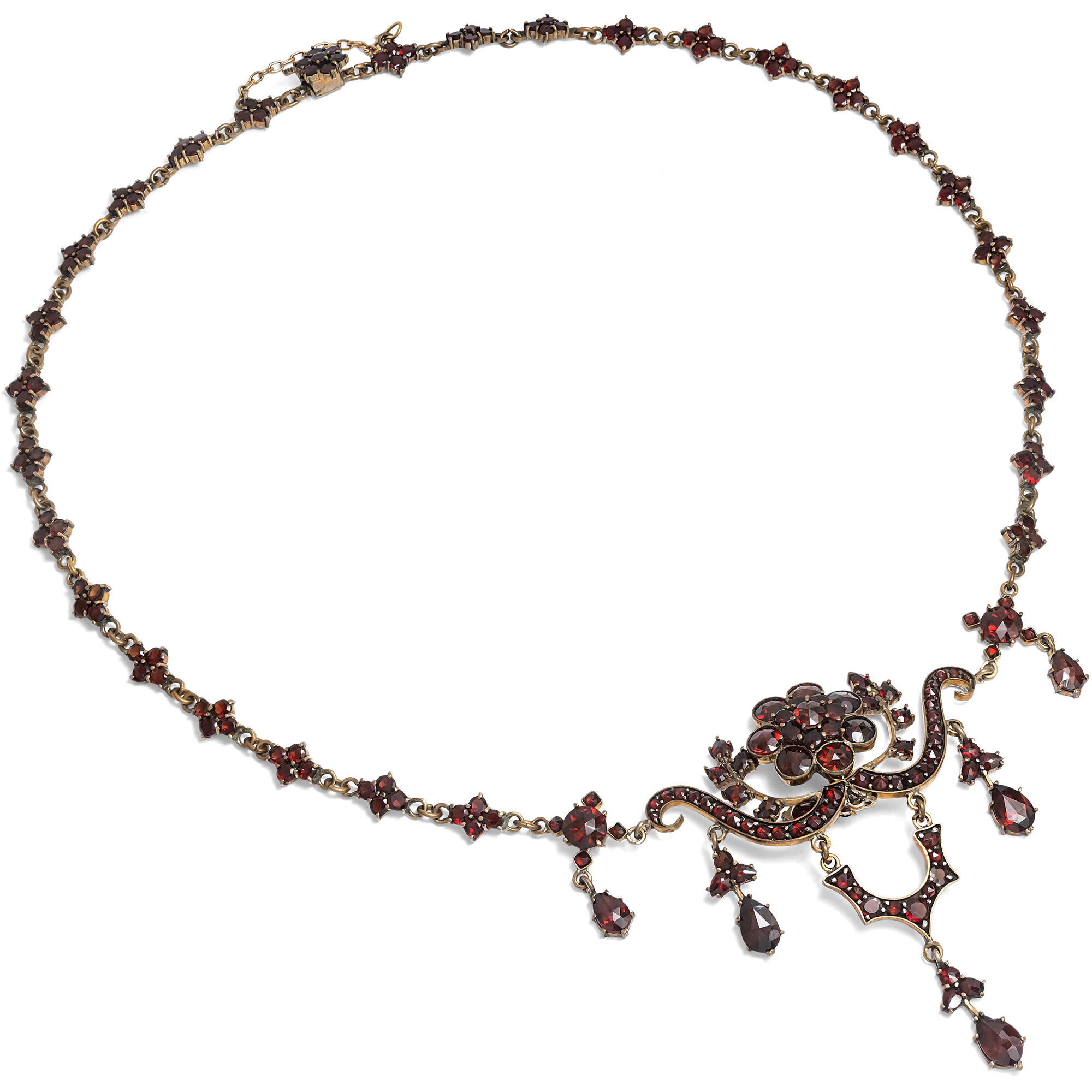 Prachtvolles Collier aus Granaten in vergoldetem Tombak, um 1910 Prachtvolles Collier aus Granaten in vergoldetem Tombak, um 1910