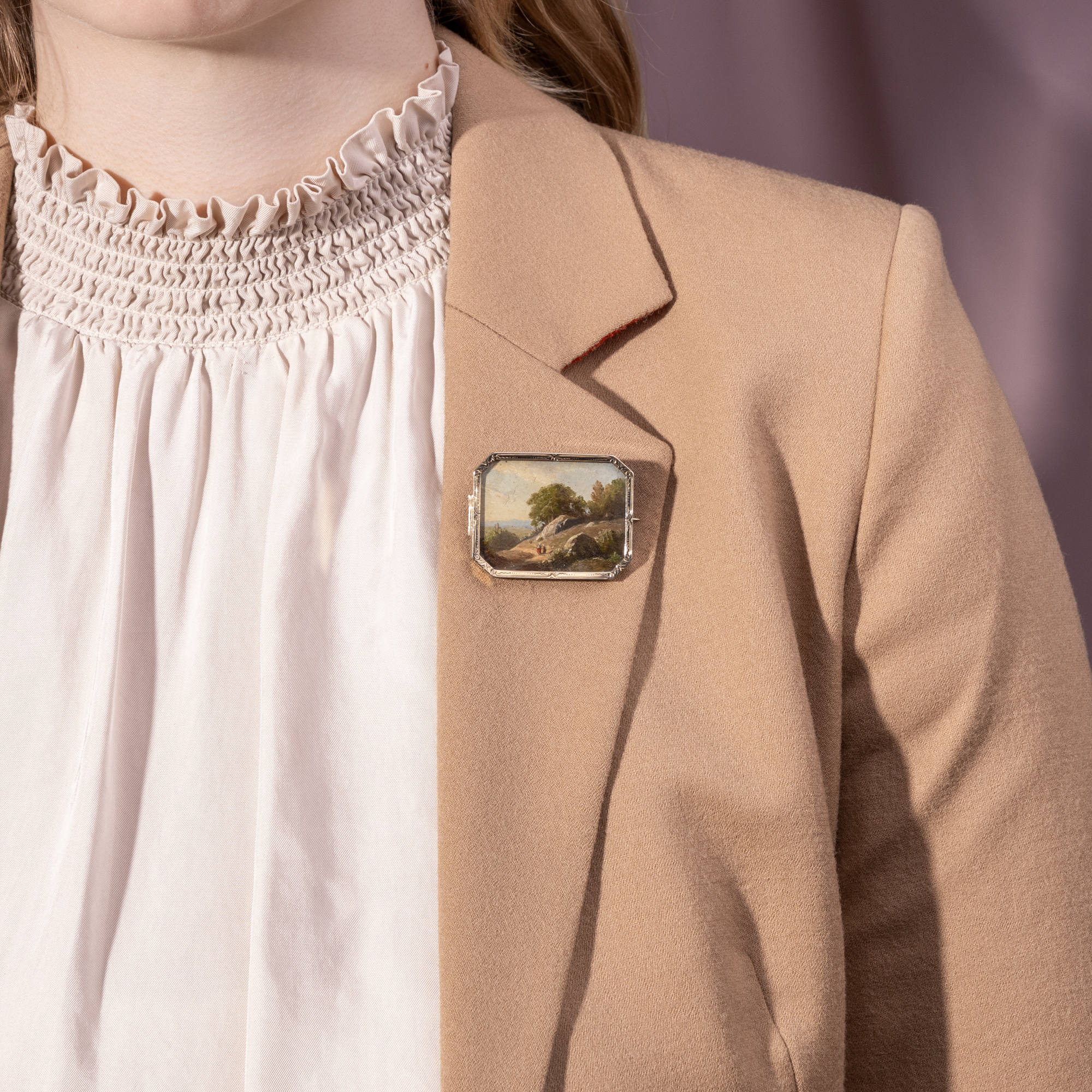 Antique Biedermeier Brooch with a Landscape Painting in Gold, c. 1850 Antique Biedermeier Brooch with a Landscape Painting in Gold, c. 1850