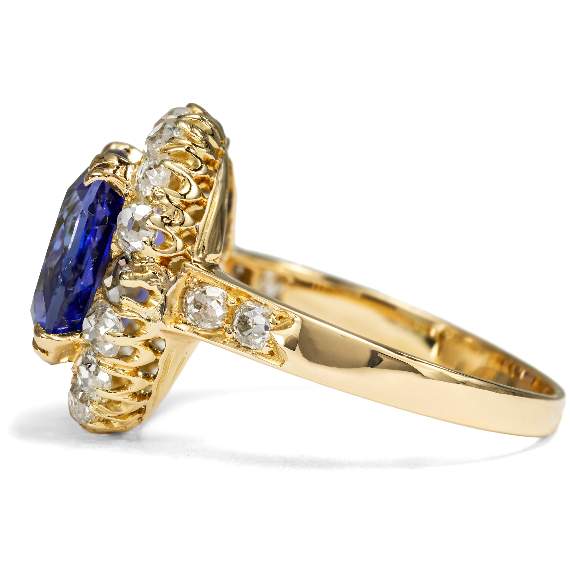 Antiker Ring mit unbehandeltem Saphir aus Ceylon & Diamanten in Gold, um 1890 Antiker Ring mit unbehandeltem Saphir aus Ceylon & Diamanten in Gold, um 1890