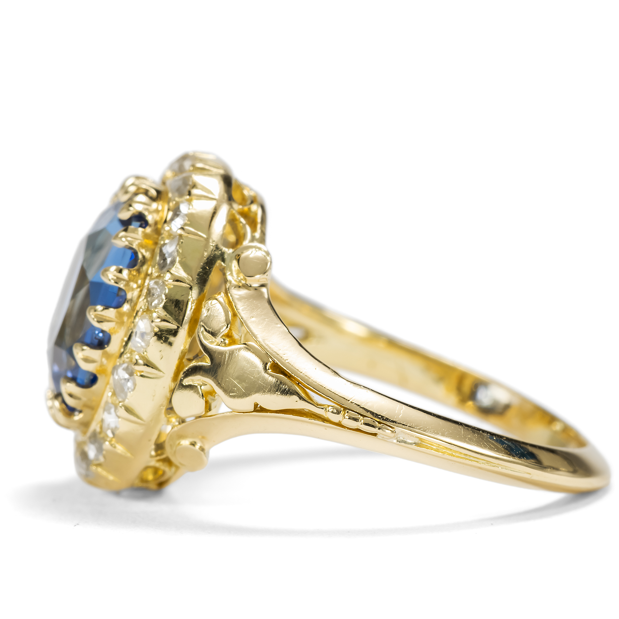 Precious Gold Ring with Untreated Sapphire & Rose Cut Diamonds, c. 1890 Precious Gold Ring with Untreated Sapphire & Rose Cut Diamonds, c. 1890