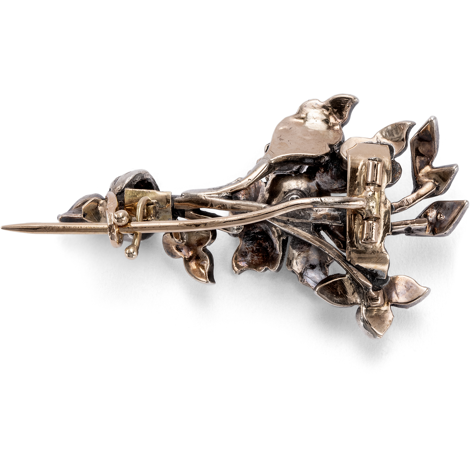 Small Flower Brooch with Rose-Cut Diamonds in Silver on Gold, Netherlands, ca. 1890 Small Flower Brooch with Rose-Cut Diamonds in Silver on Gold, Netherlands, ca. 1890