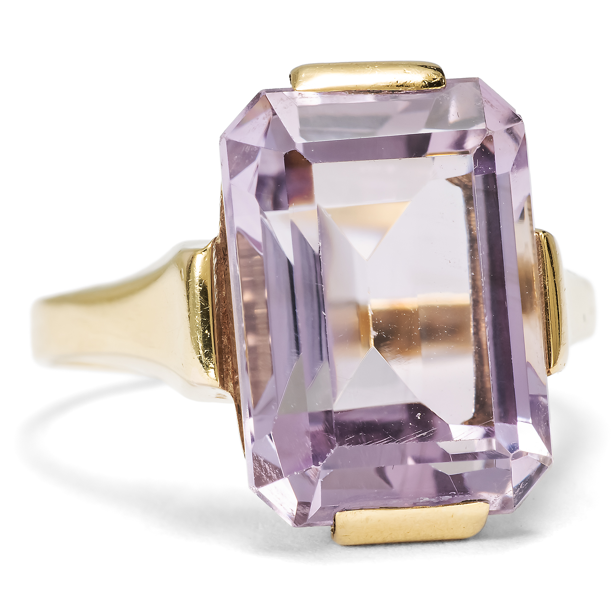 Midcentury Ring mit Amethyst in Gold, Deutschland um 1955 Midcentury Ring mit Amethyst in Gold, Deutschland um 1955