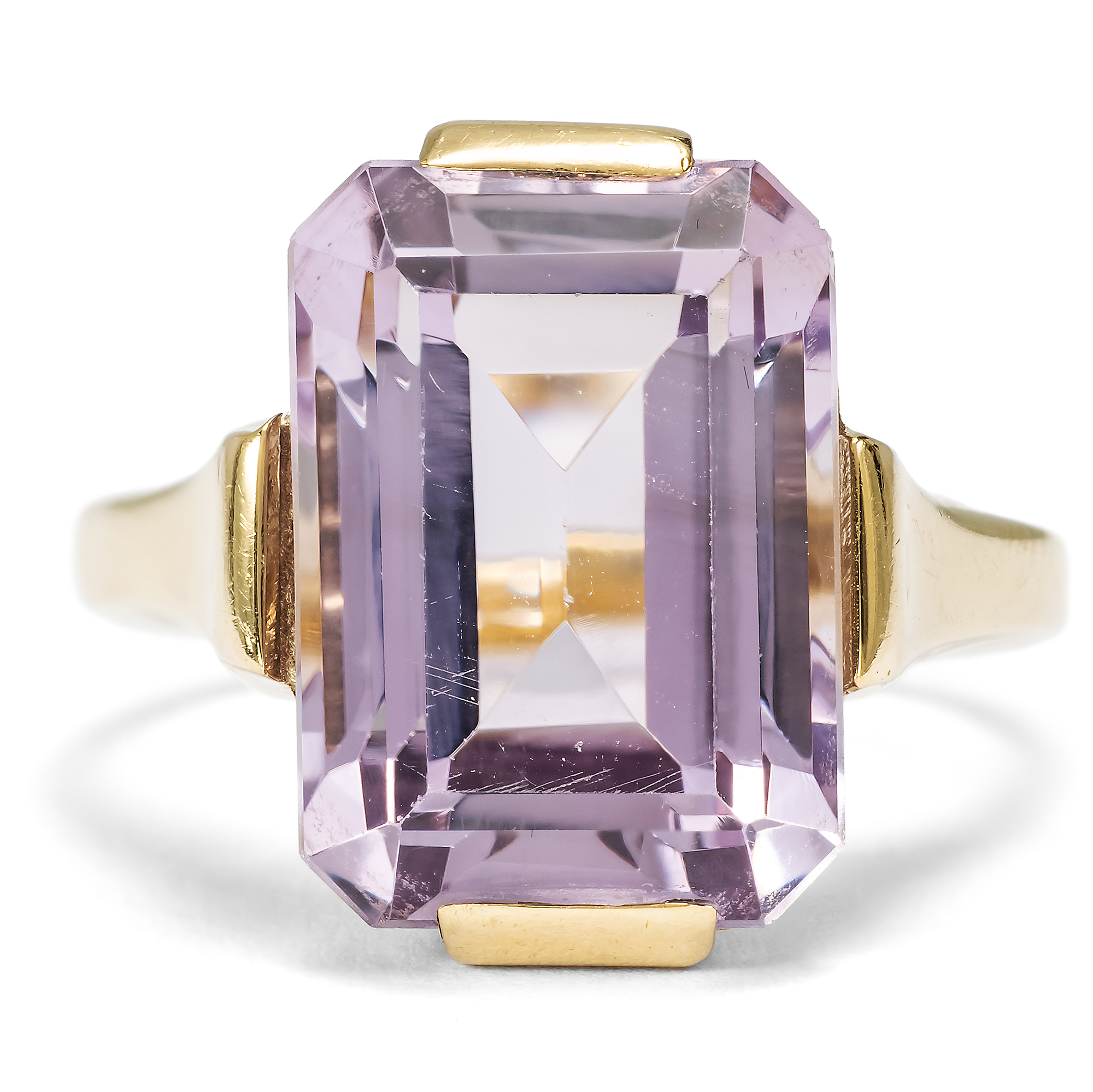 Midcentury Ring mit Amethyst in Gold, Deutschland um 1955 Midcentury Ring mit Amethyst in Gold, Deutschland um 1955