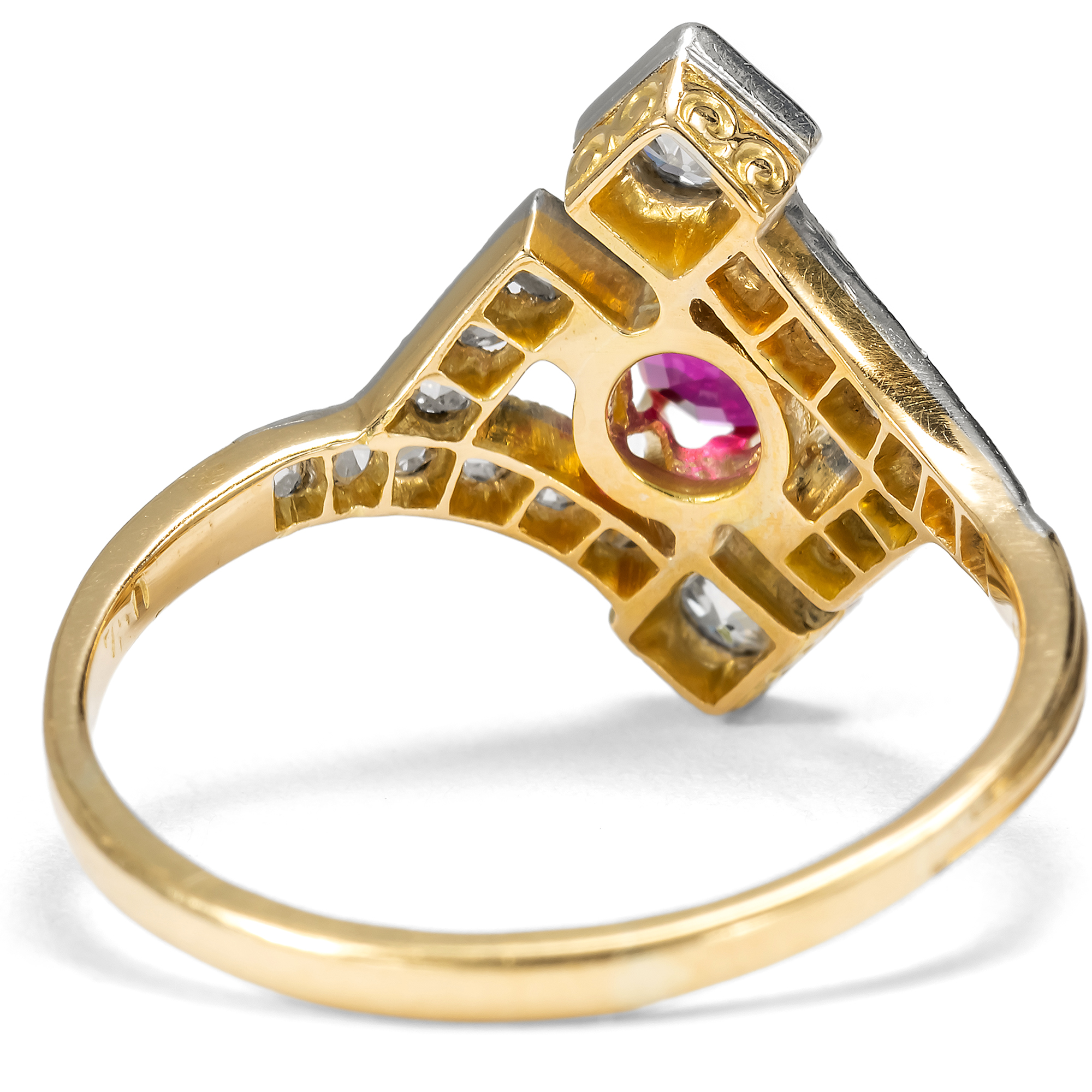 Eleganter antiker Ring mit unbehandeltem Burma-Rubin & Diamanten, um 1910 Eleganter antiker Ring mit unbehandeltem Burma-Rubin & Diamanten, um 1910