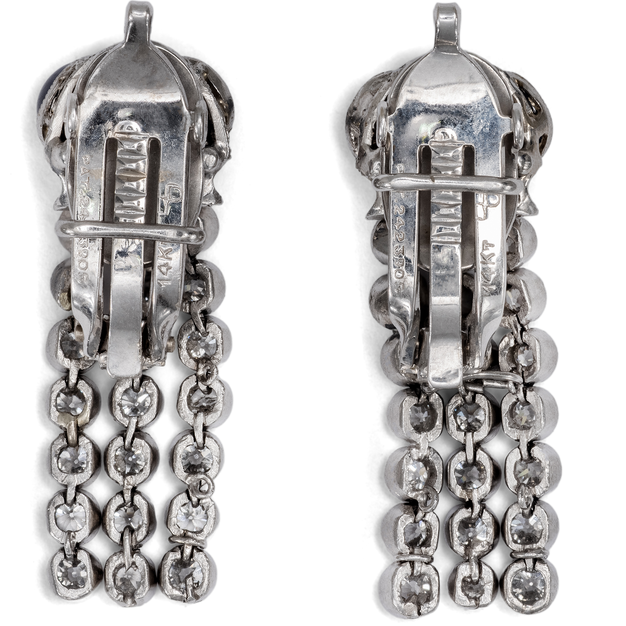 Ungewöhnliche Ohrringe mit Diamanten und Saphiren, George Schuler, New York um 1950 Ungewöhnliche Ohrringe mit Diamanten und Saphiren, George Schuler, New York um 1950