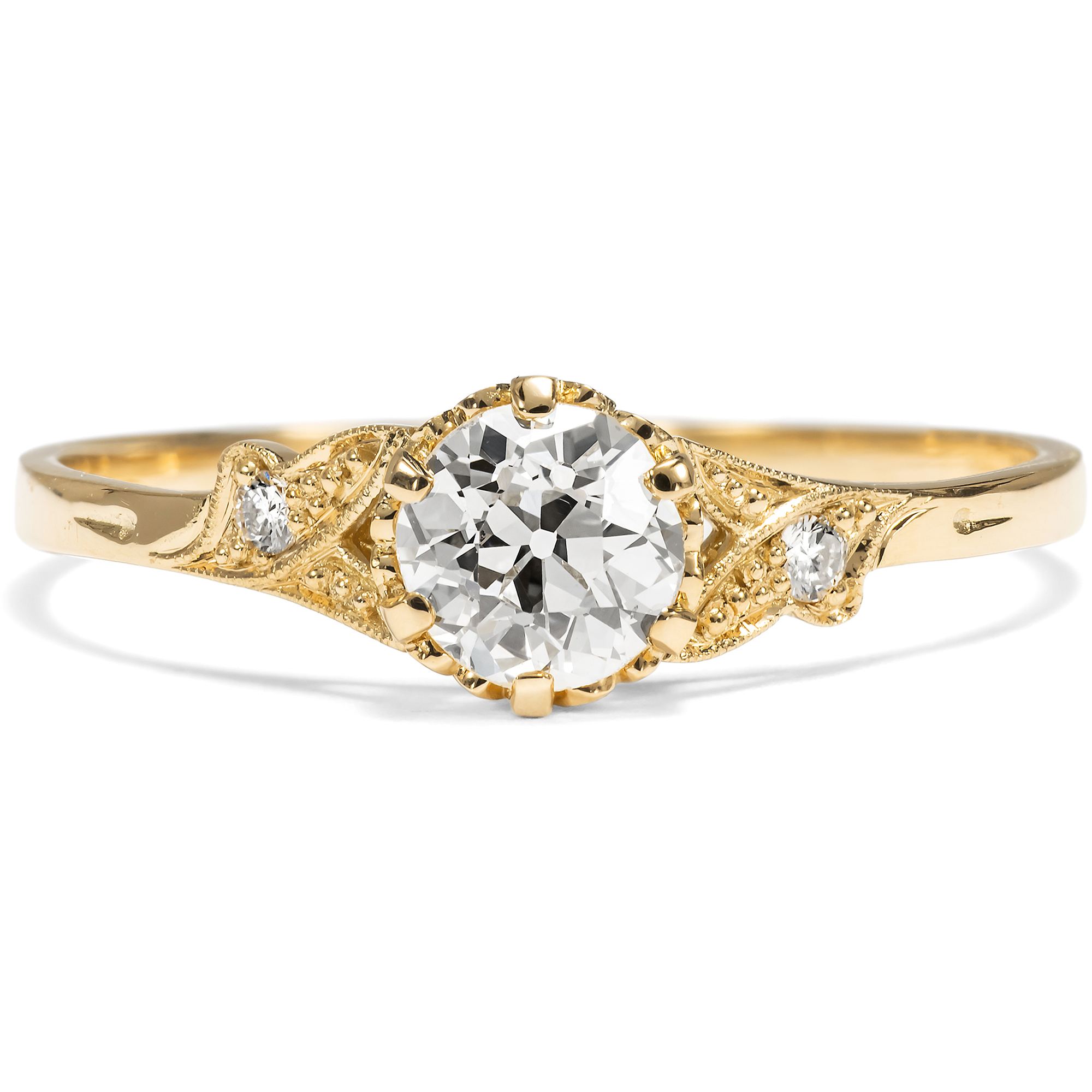 Zarter Ring mit 0,59 ct Diamant im Altschliff aus unserer Werkstatt Zarter Ring mit 0,59 ct Diamant im Altschliff aus unserer Werkstatt