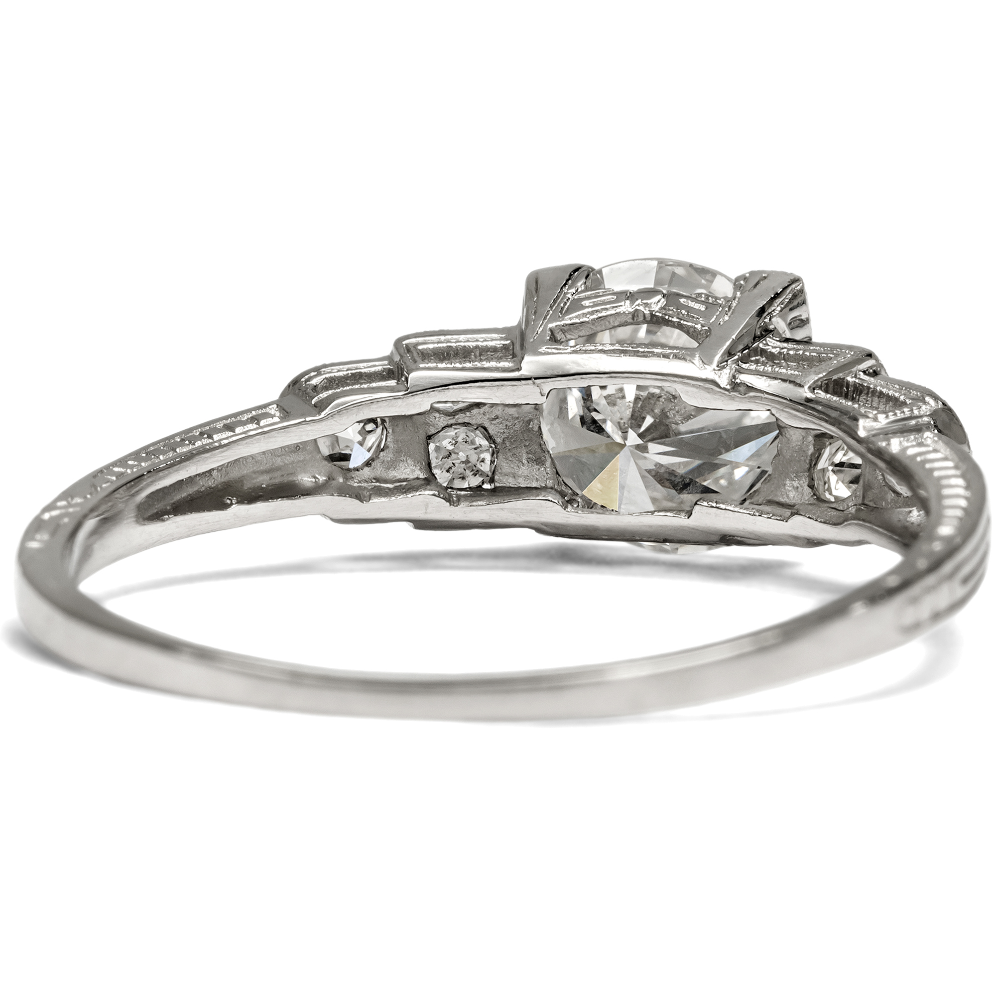 Elegant Platinum Ring with a 0.95 ct Brilliant-Cut Diamond Solitaire, from our Workshop Elegant Platinum Ring with a 0.95 ct Brilliant-Cut Diamond Solitaire, from our Workshop