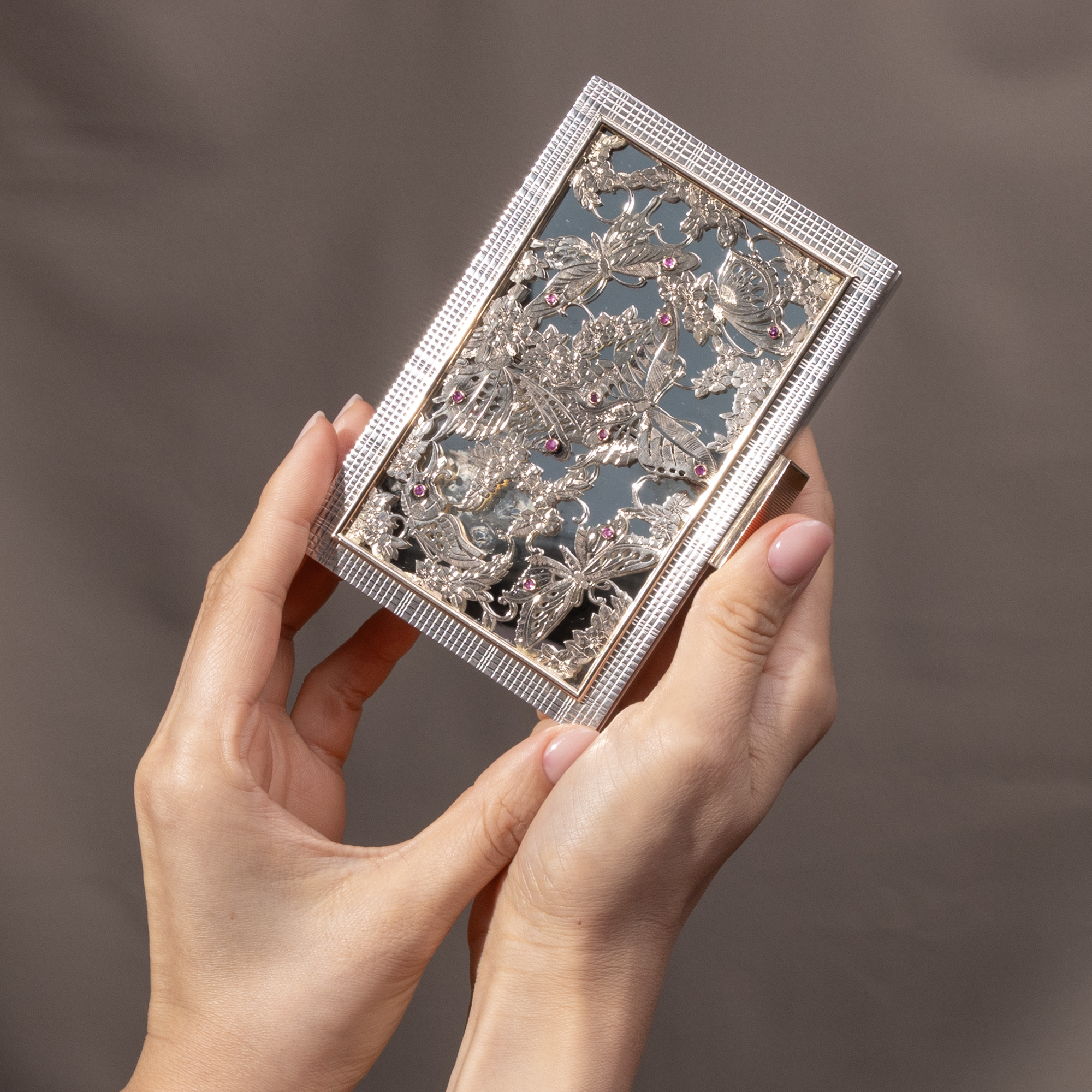 Silver "Minaudière" by Boucheron, Paris, 1940s Silver "Minaudière" by Boucheron, Paris, 1940s