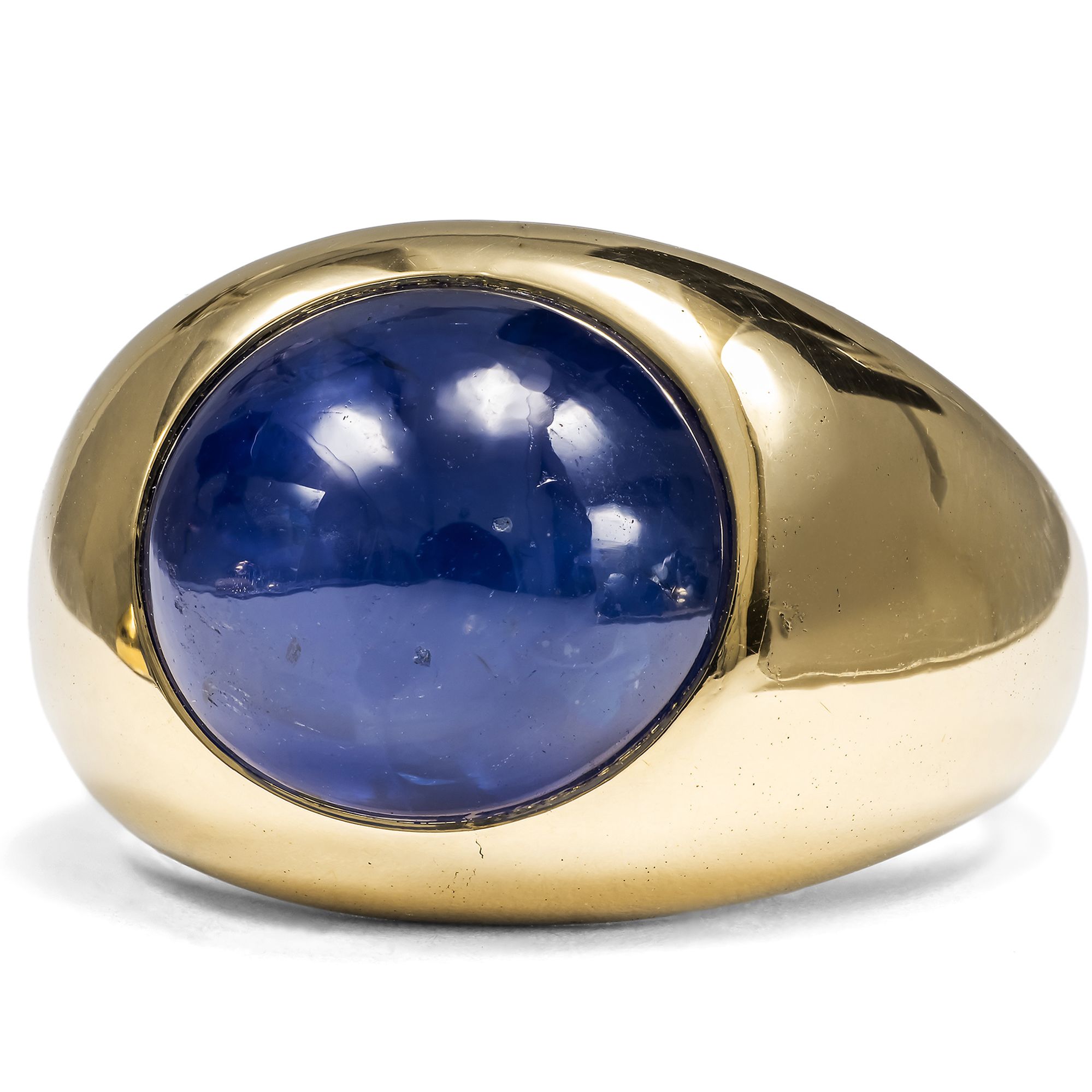 Hochwertiger Bandring aus Gold mit großem Saphircabochon, Carl Ernst, Wiesbaden um 1960 Hochwertiger Bandring aus Gold mit großem Saphircabochon, Carl Ernst, Wiesbaden um 1960