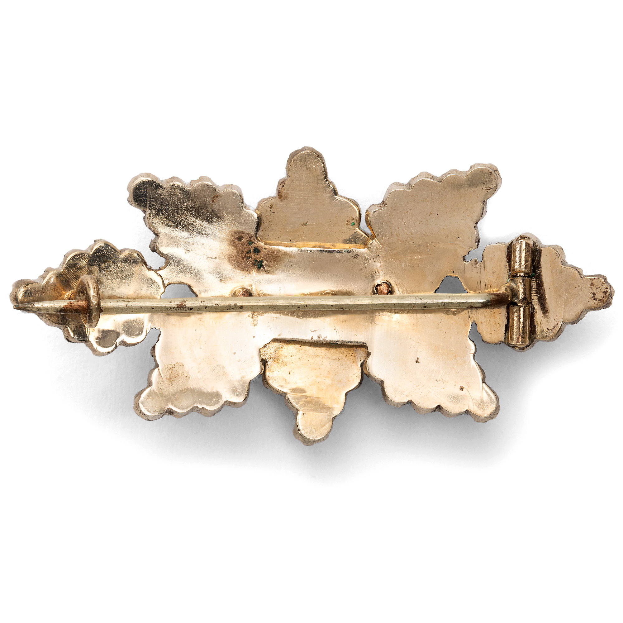 Gestreckte antike Brosche aus böhmischen Granaten, um 1880 Gestreckte antike Brosche aus böhmischen Granaten, um 1880