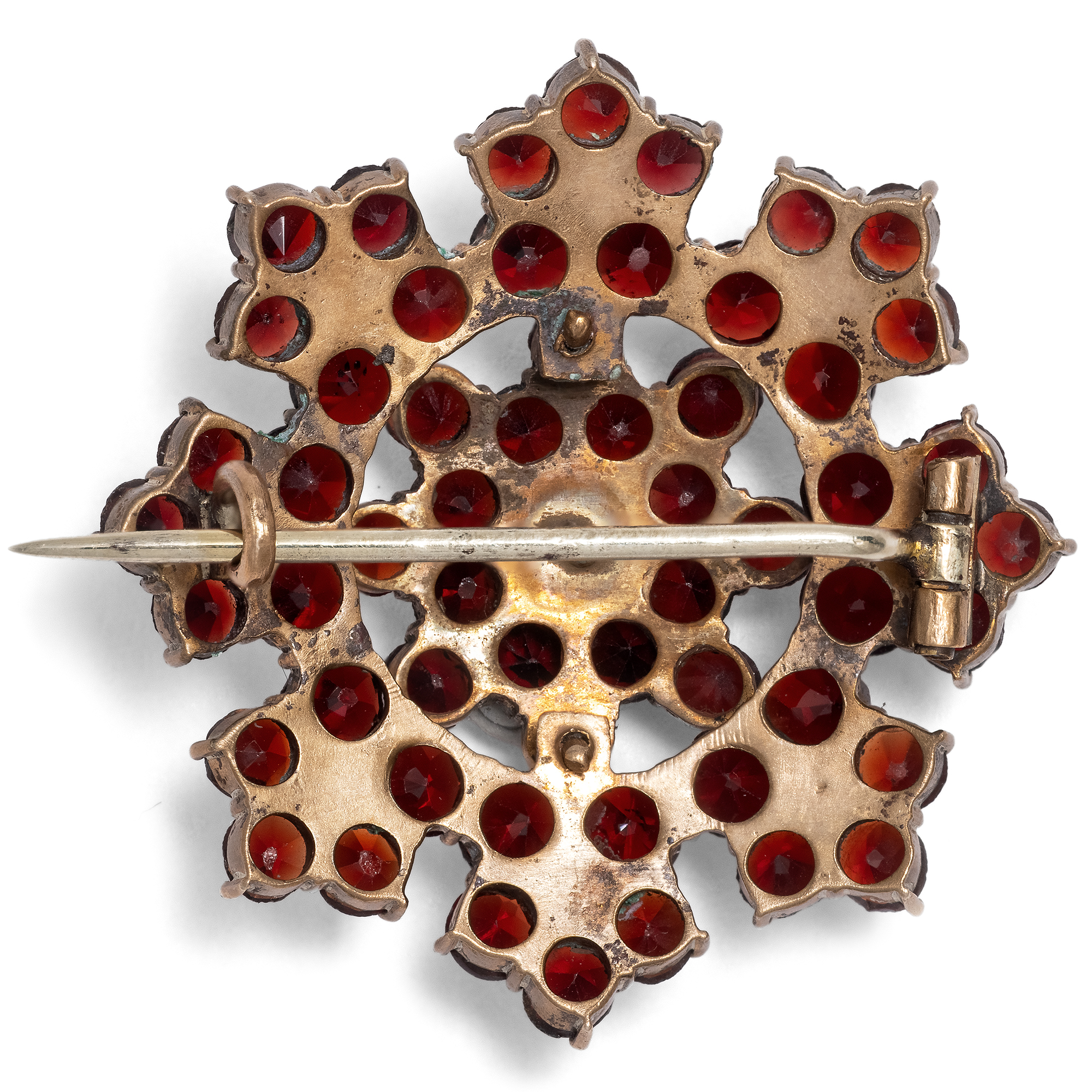 Festlicher antiker Stern aus böhmischen Granaten als Brosche, um 1900 Festlicher antiker Stern aus böhmischen Granaten als Brosche, um 1900
