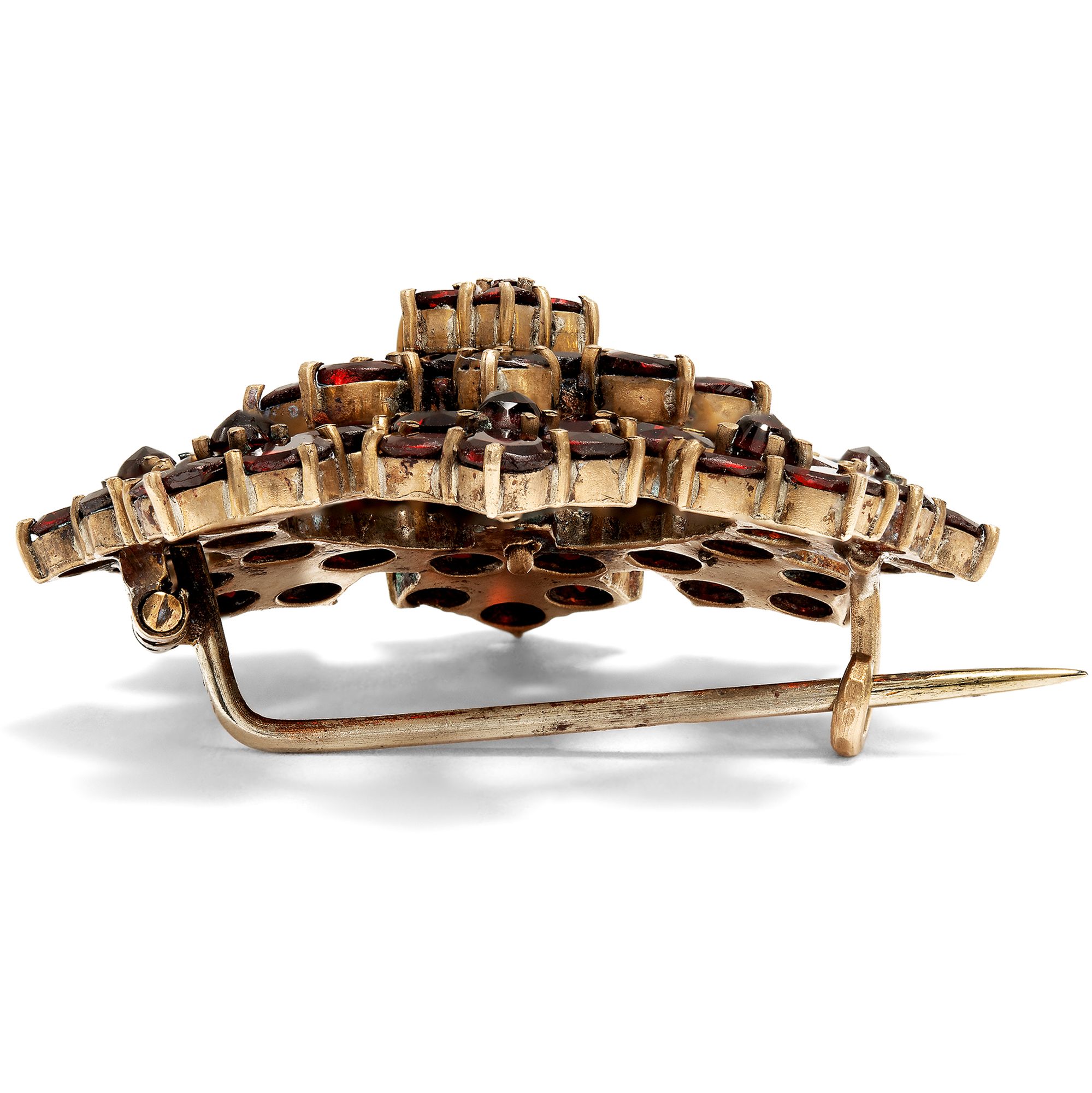 Festlicher antiker Stern aus böhmischen Granaten als Brosche, um 1900 Festlicher antiker Stern aus böhmischen Granaten als Brosche, um 1900