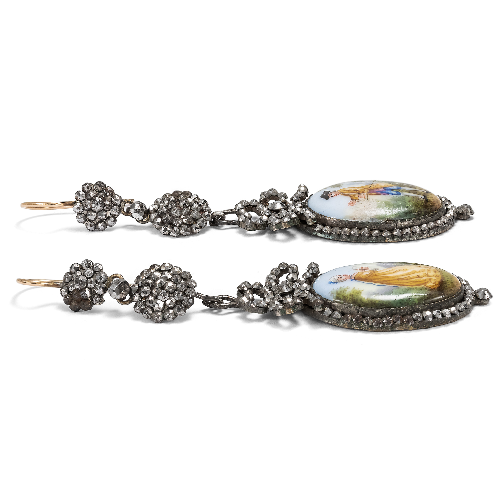 Antike Ohrringe mit pastoralen Szenen in Cut Steel & Perlen, um 1865 Antike Ohrringe mit pastoralen Szenen in Cut Steel & Perlen, um 1865