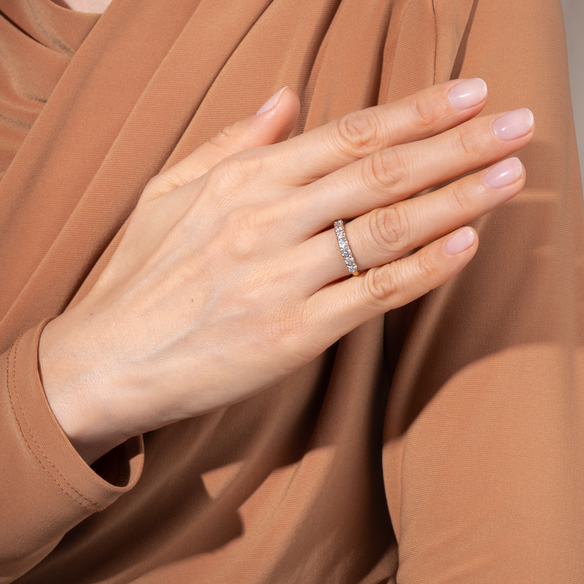 Vintage Goldring mit sieben Brillanten, Deutschland um 1985 Vintage Goldring mit sieben Brillanten, Deutschland um 1985