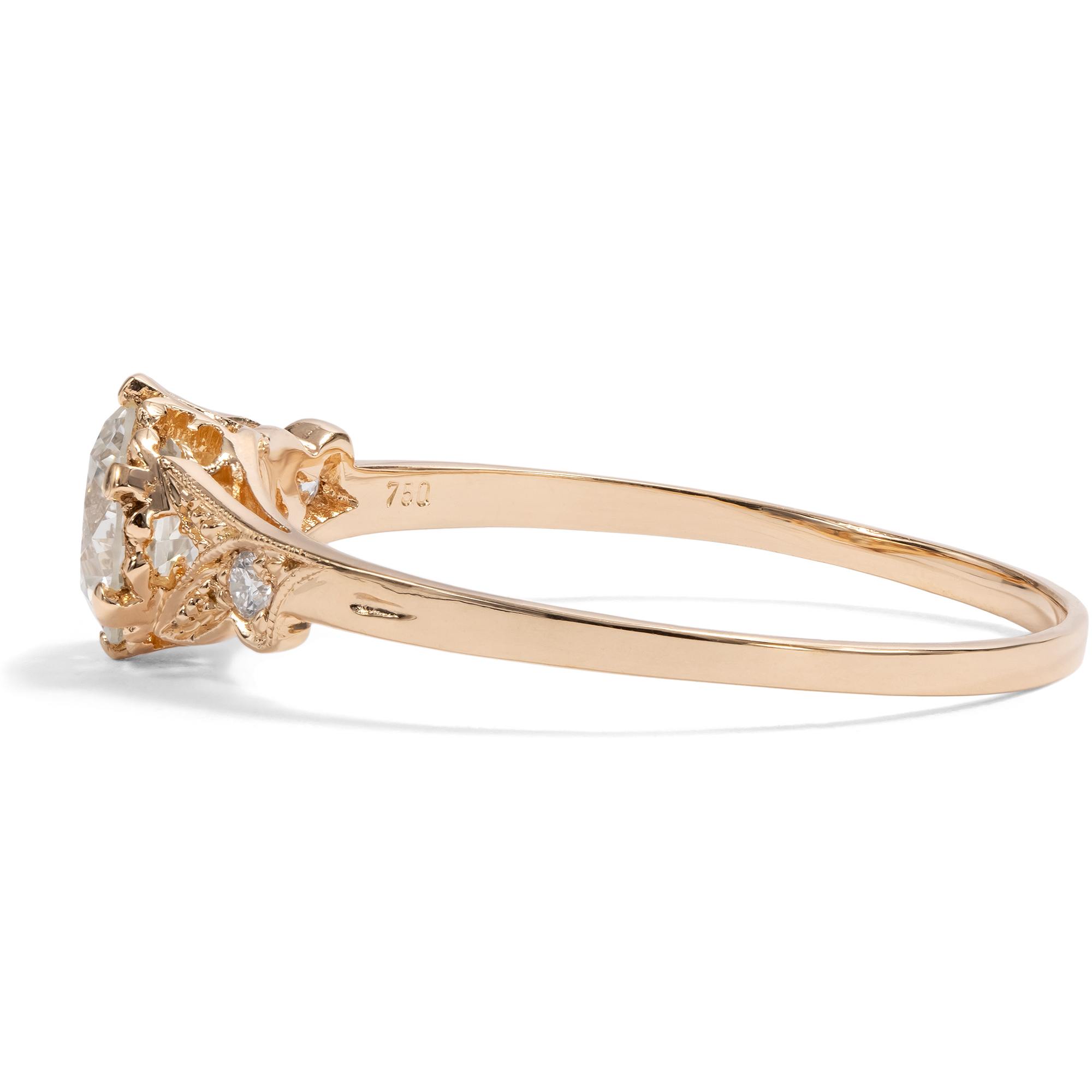 Zarter Ring mit vintage 0,65 ct Brillant in Roségold aus unserer Werkstatt Zarter Ring mit vintage 0,65 ct Brillant in Roségold aus unserer Werkstatt