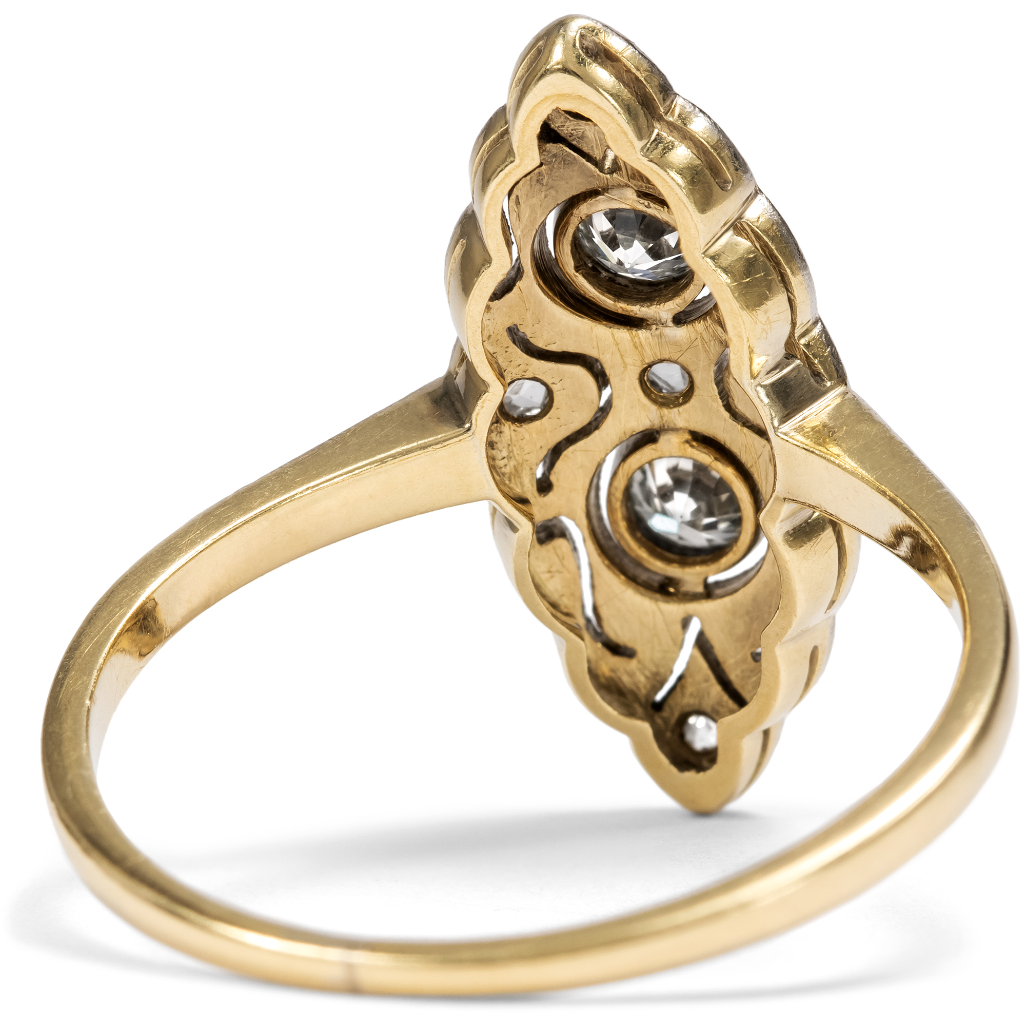 Feiner Ring des Art Déco aus Gold & Platin mit Diamanten, um 1930 Feiner Ring des Art Déco aus Gold & Platin mit Diamanten, um 1930