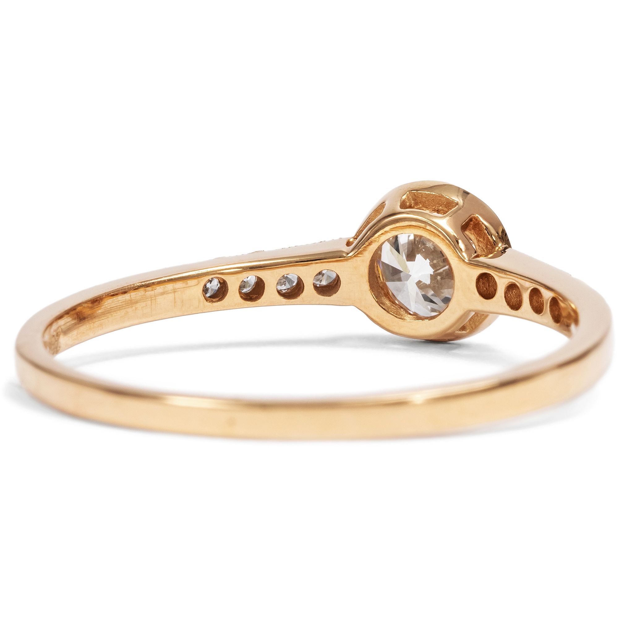 Feiner Ring aus Roségold mit 0,41 ct vintage Brillant aus unserer Werkstatt Feiner Ring aus Roségold mit 0,41 ct vintage Brillant aus unserer Werkstatt