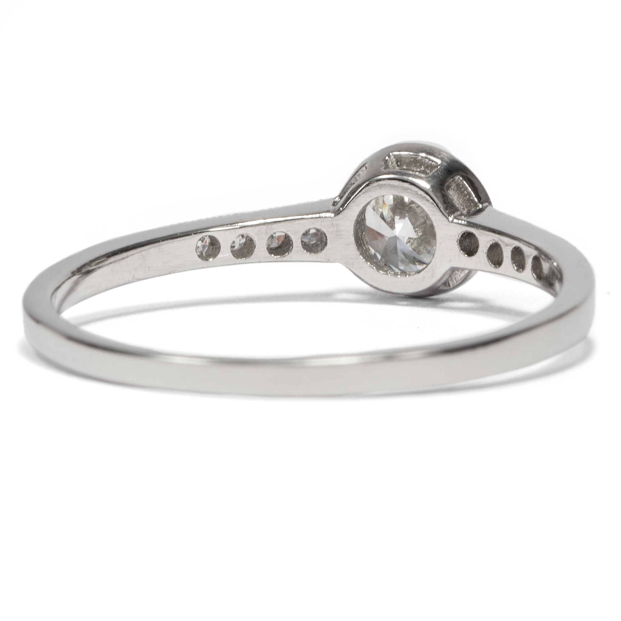 Fine Ring in Platinum with 0.38 ct Vintage Diamond From Our Workshop Fine Ring in Platinum with 0.38 ct Vintage Diamond From Our Workshop