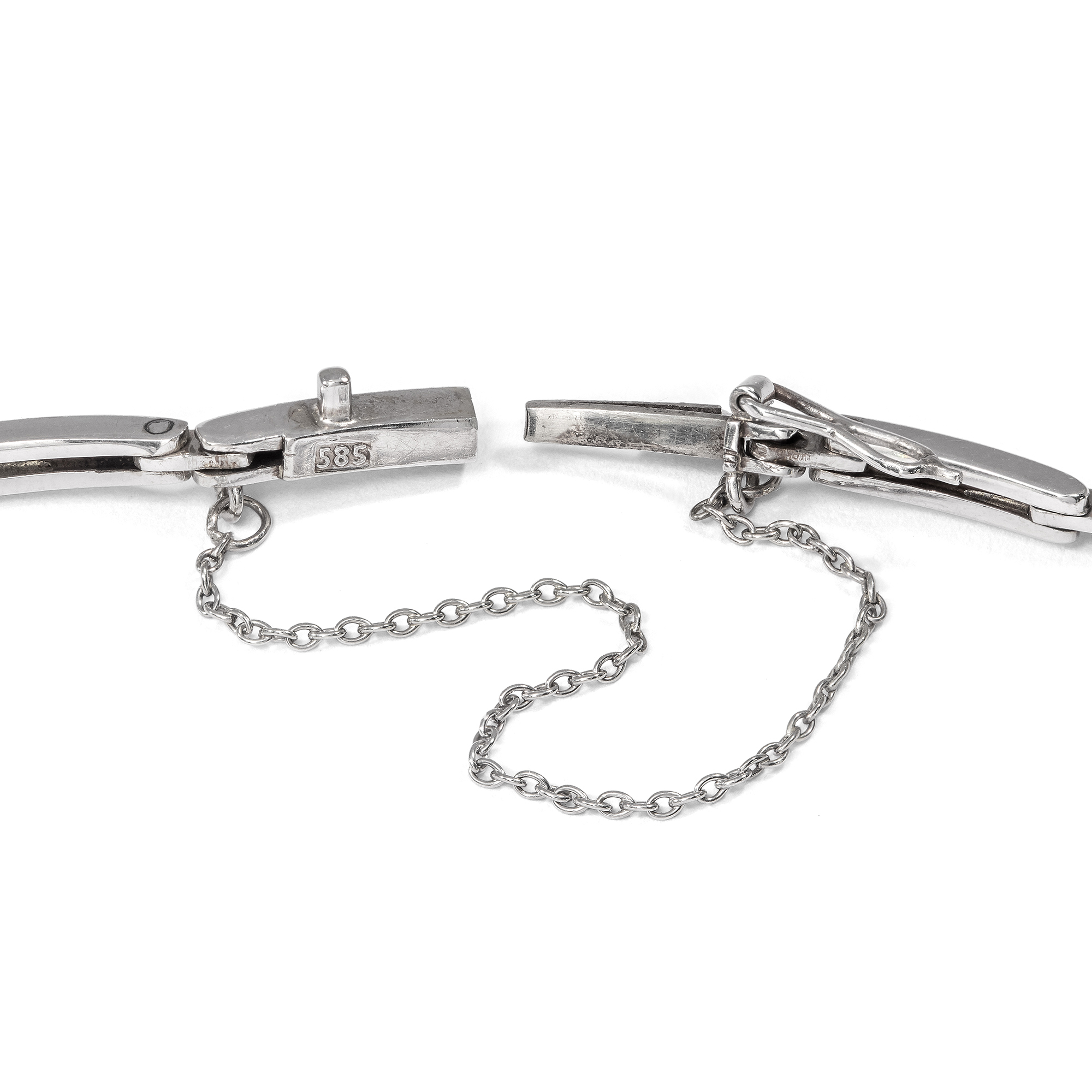 Delicate Diamond Bracelet in Platinum on White Gold, c. 1925 Delicate Diamond Bracelet in Platinum on White Gold, c. 1925